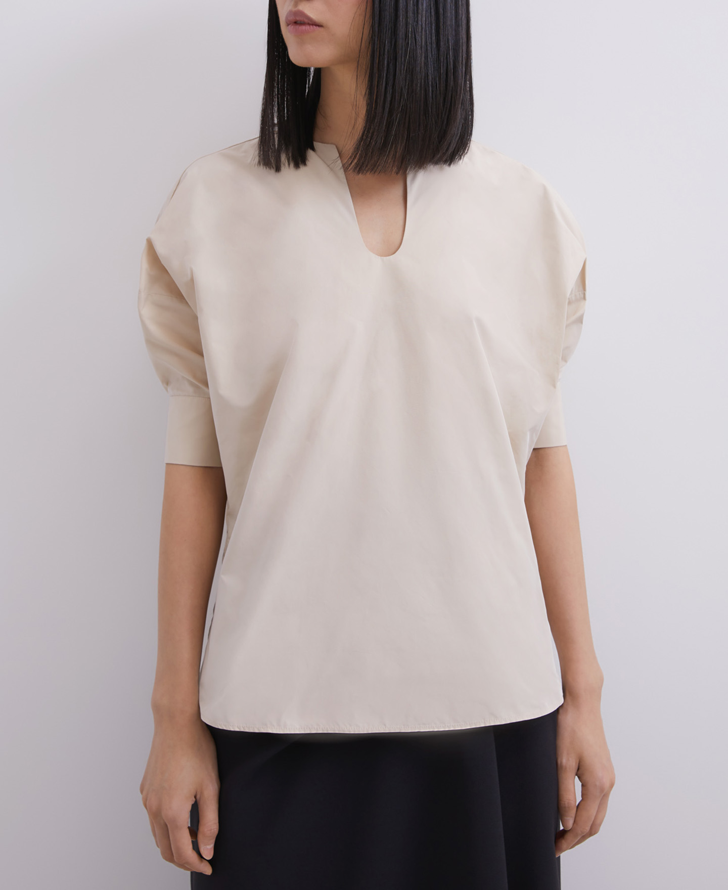 Fluid puffed sleeve shirt image number 0