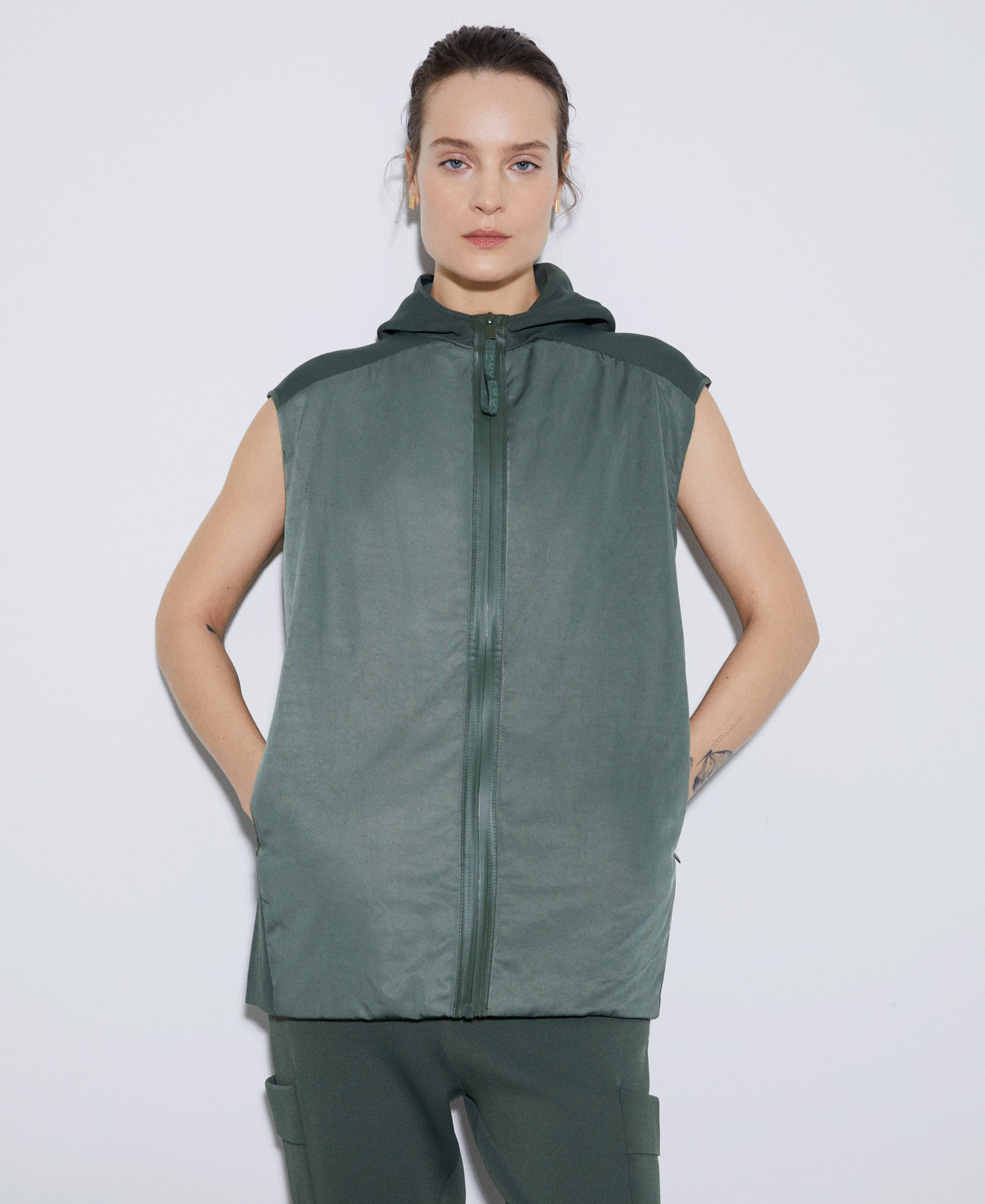 Knitted and nylon waistcoat image number 0