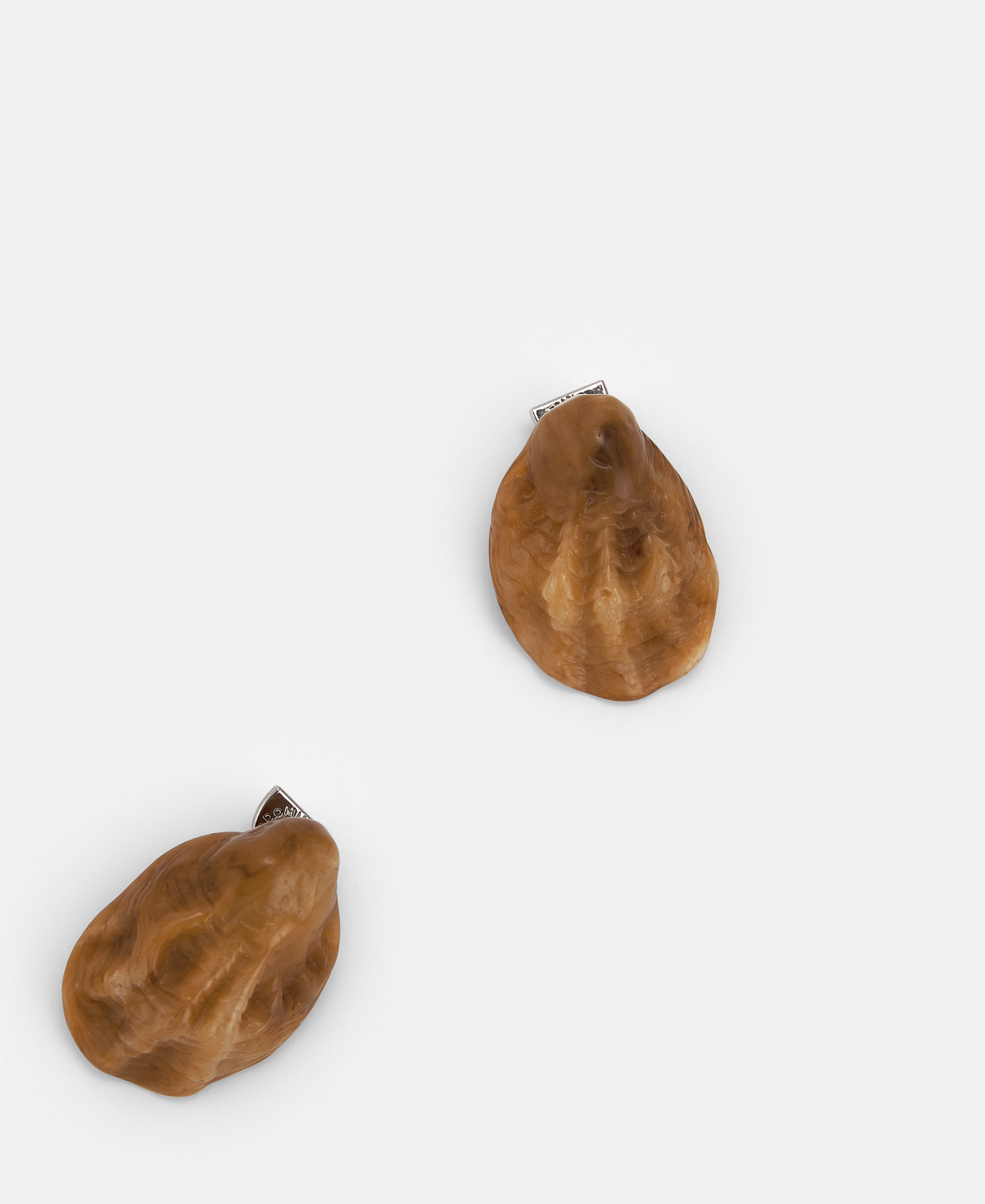 Resin shell earrings image number 1