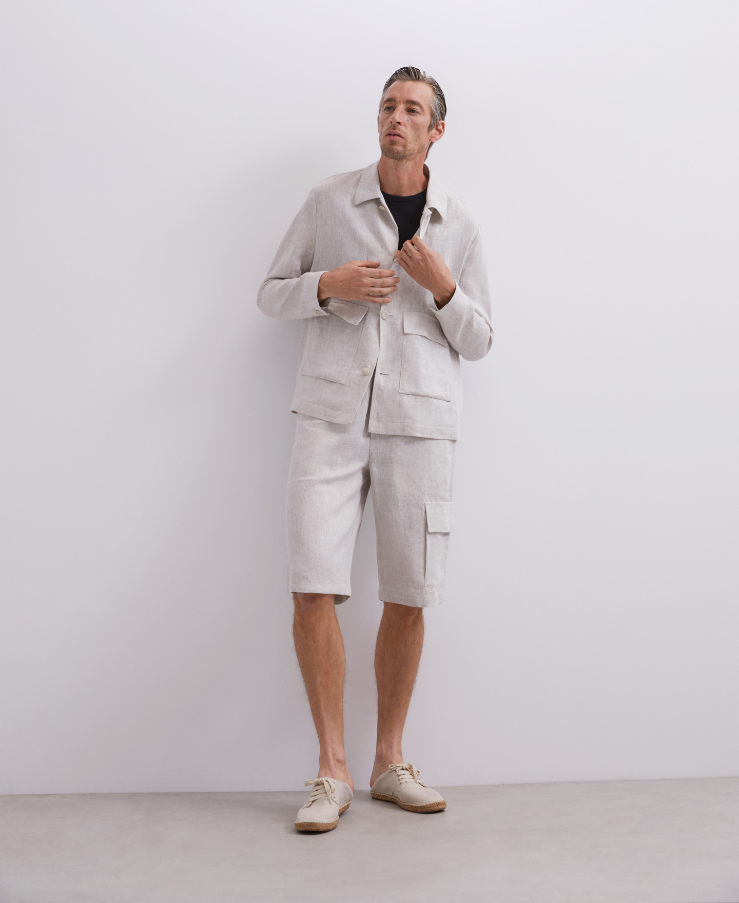 Linen maxi-pocket jacket image number 0