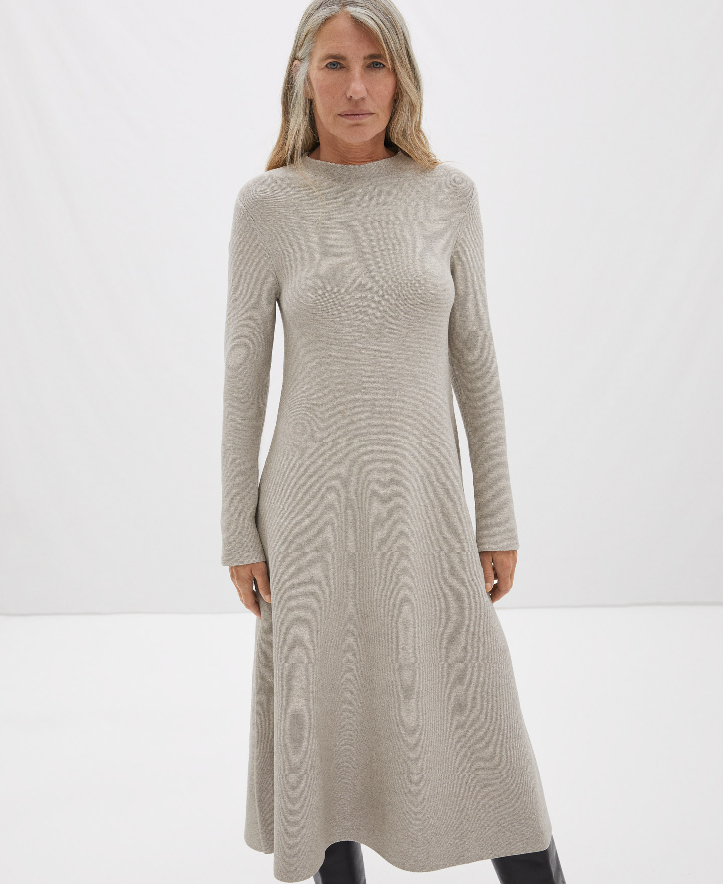Vestido midi en punto de arroz image number 0