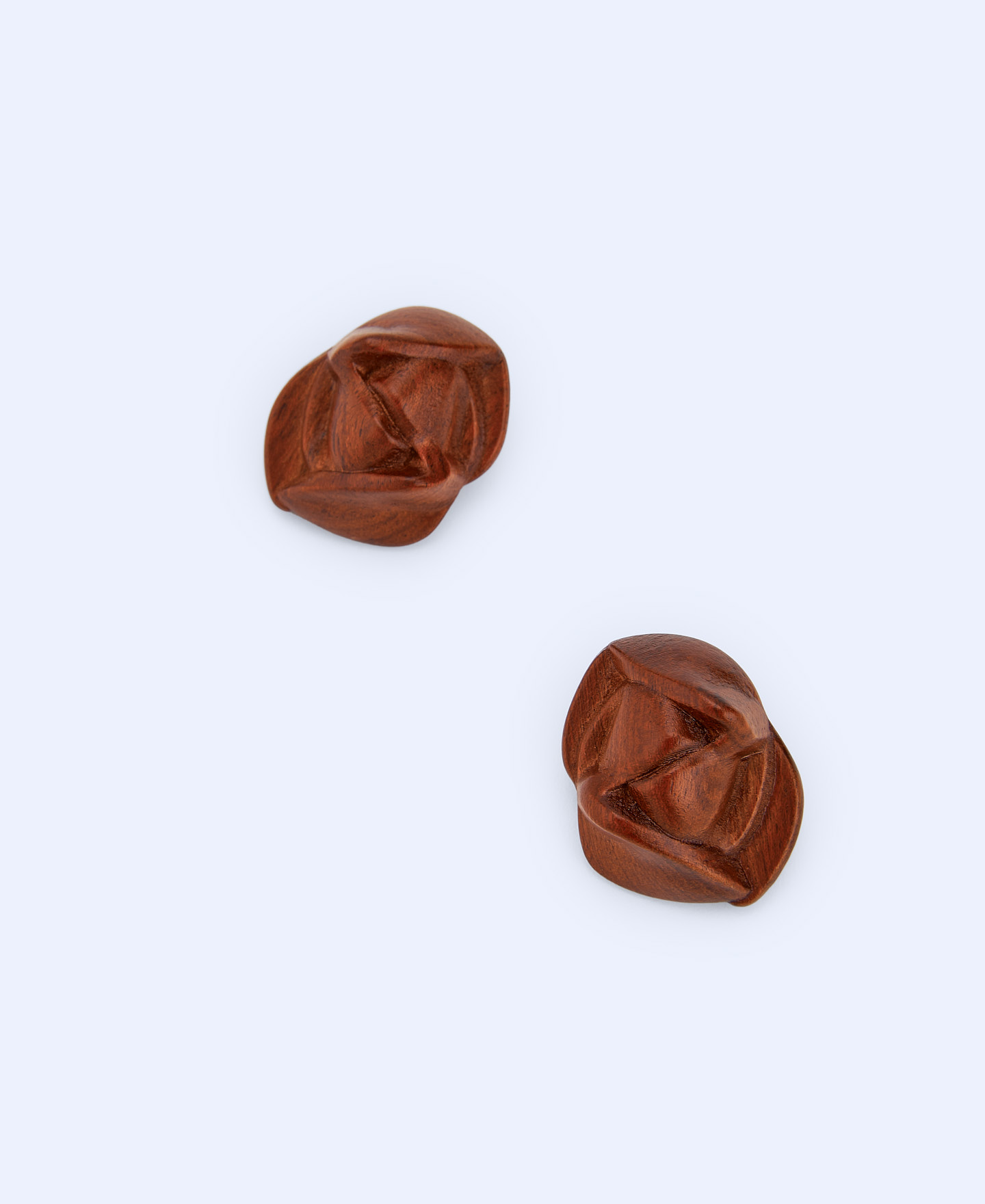 Contraction motif wood earring image number 1