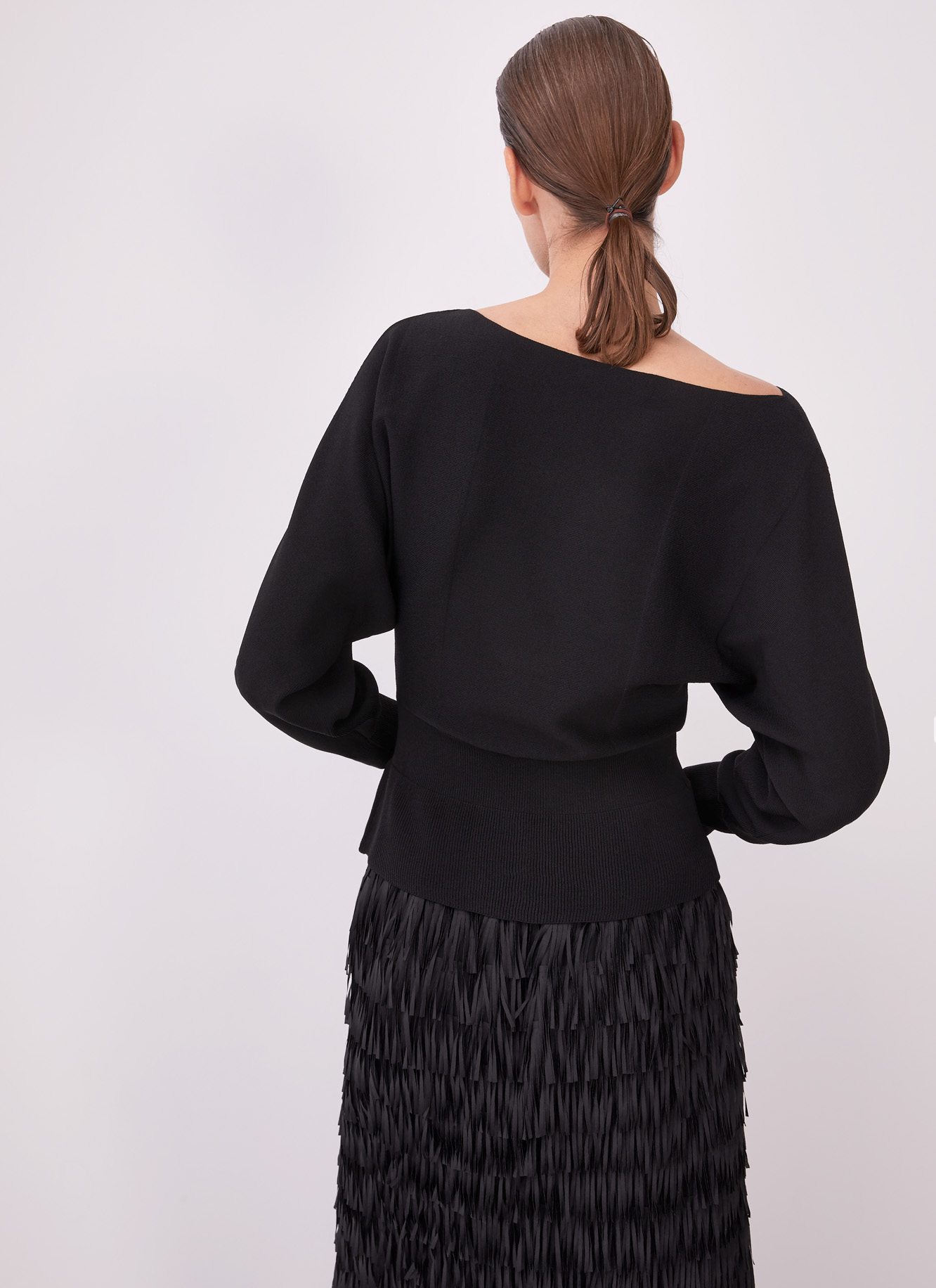 Thick stretch sweater with ribbed waist image number 3