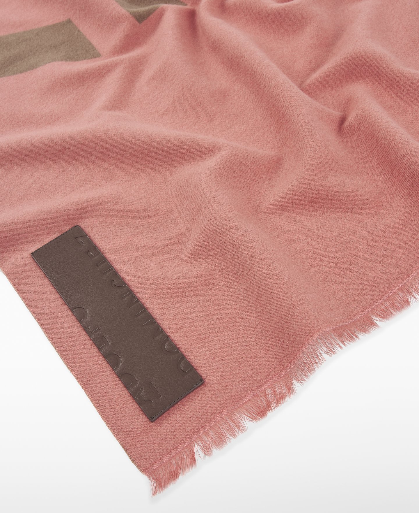 Bufanda bicolor maxi logo jacquard mujer image number 2