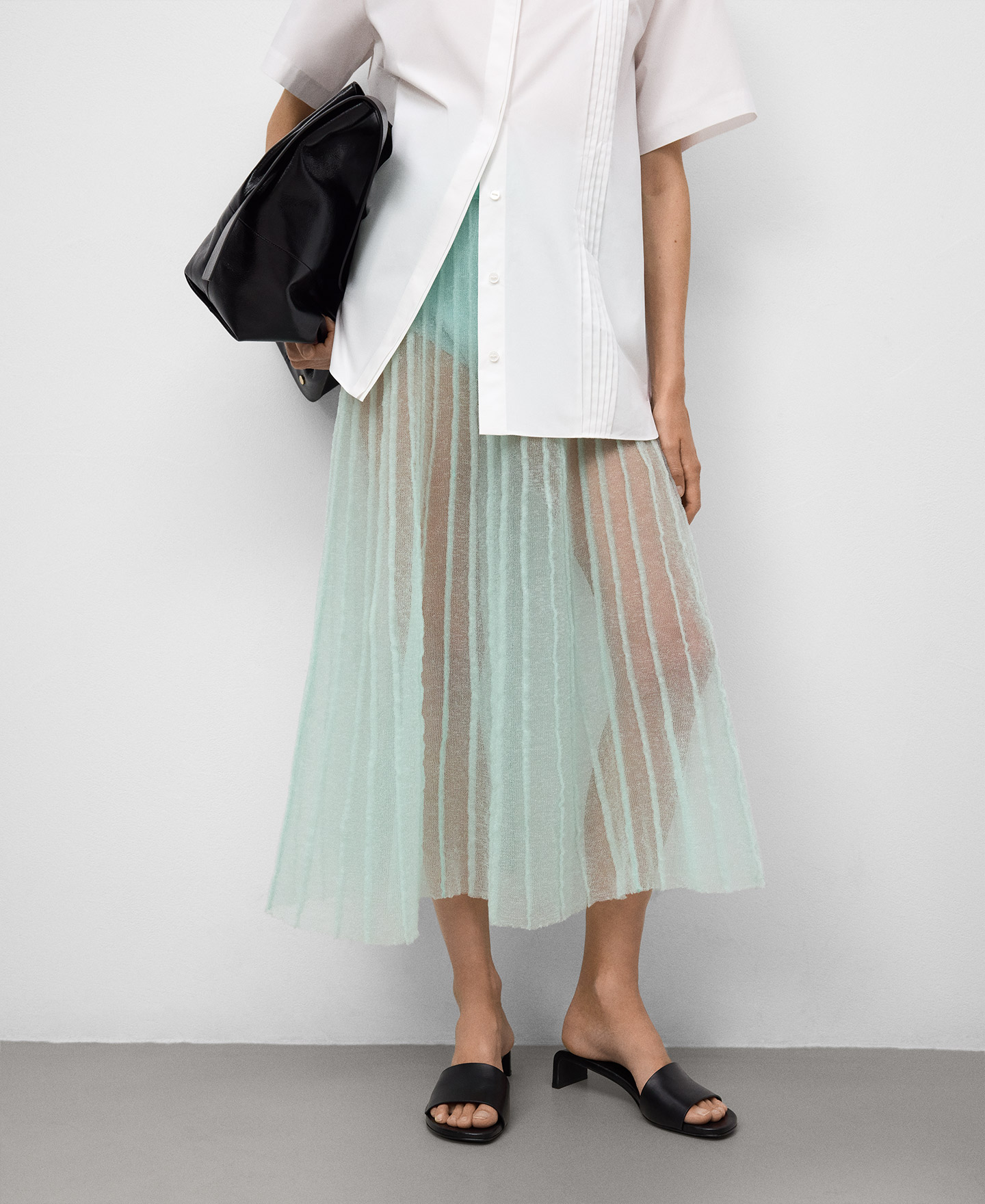 Sheer pleated skirt woman image number 0