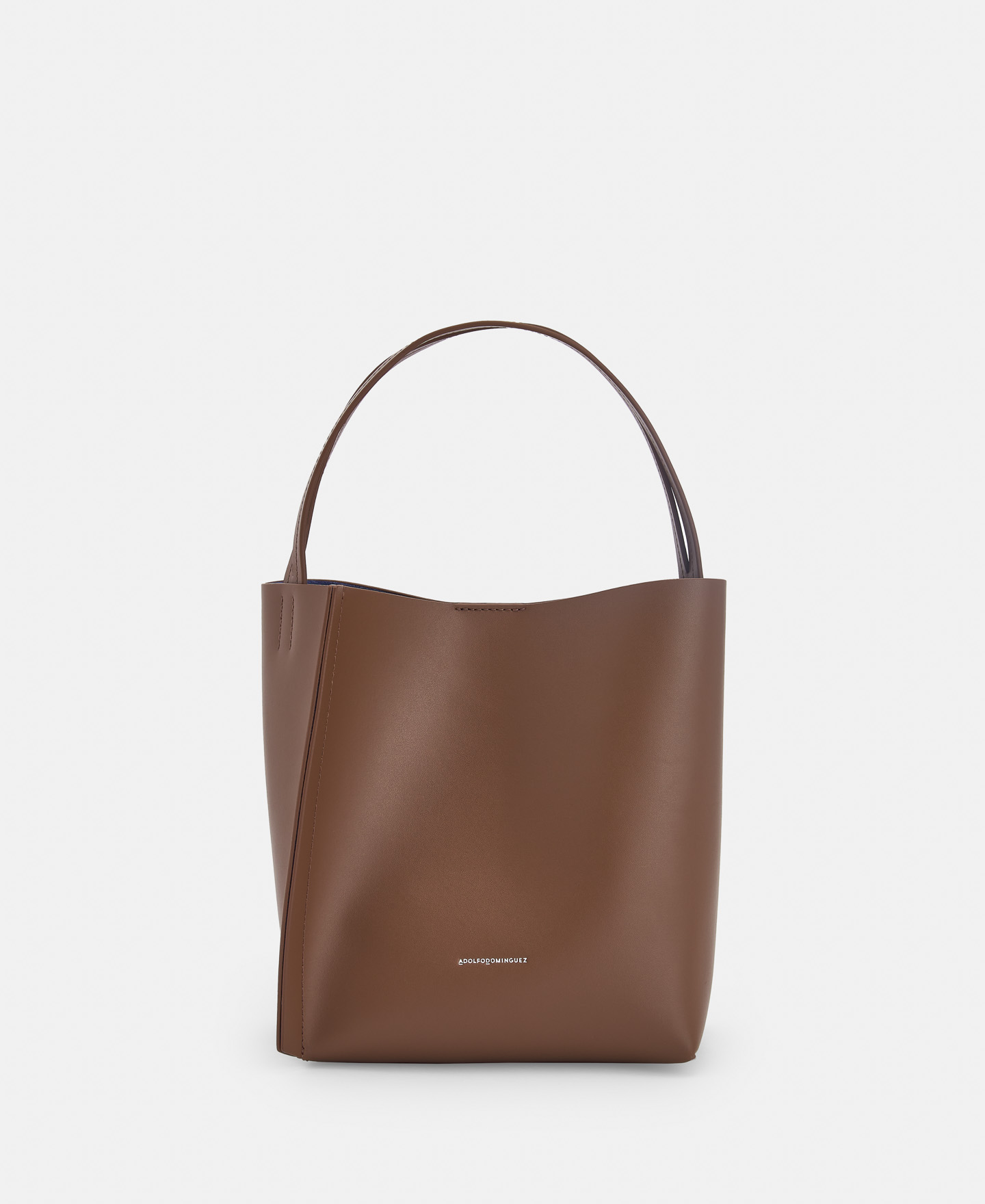 Responsible leather bucket bag image number 0