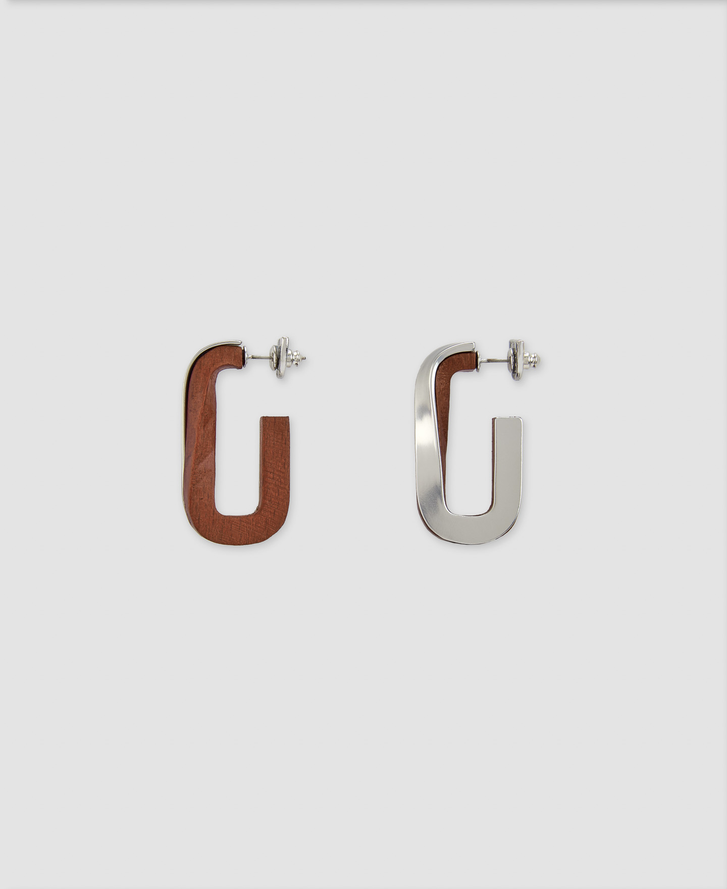 Zinc and wood Twist earring image number 0