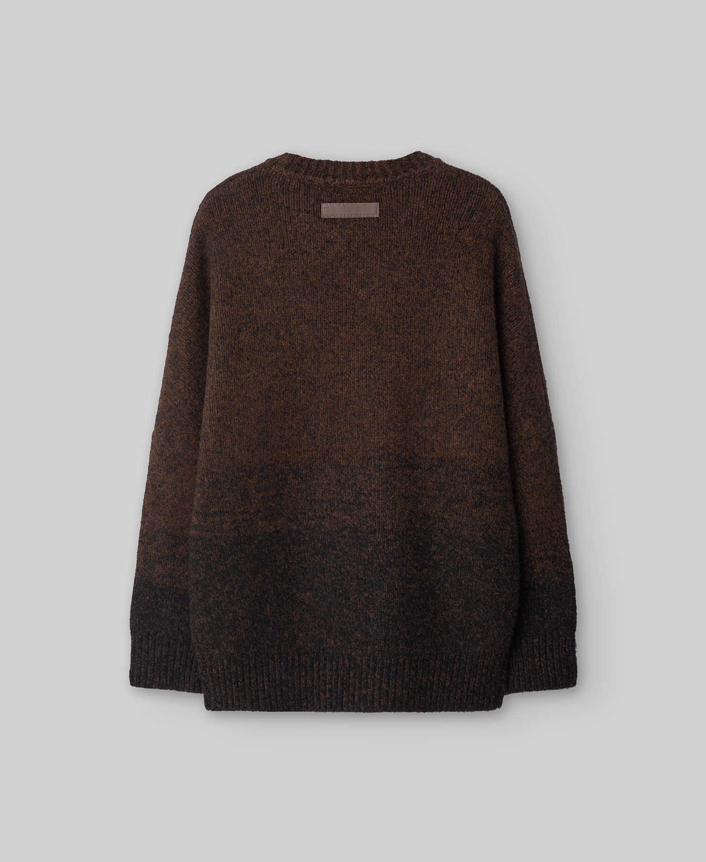 Gradient knit sweater man image number 5