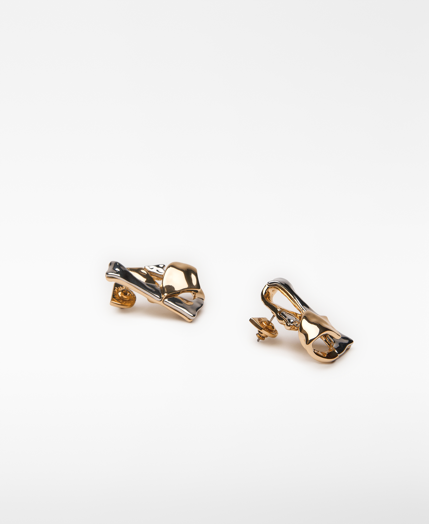 Embossed metal earrings woman image number 1