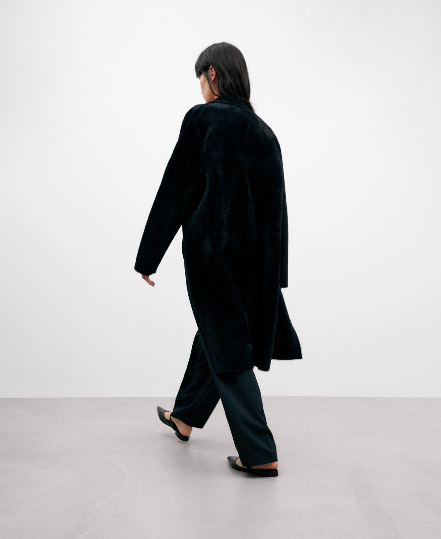Black nylon fabric coat for women image number 2