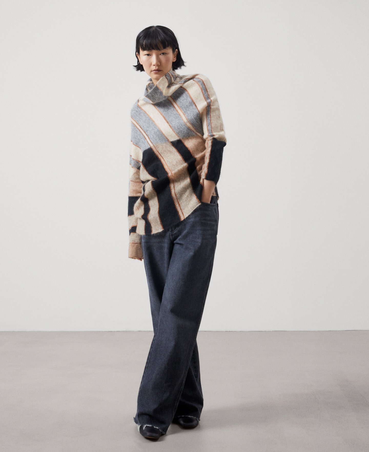 Mohair fabric intarsia sweater image number 1