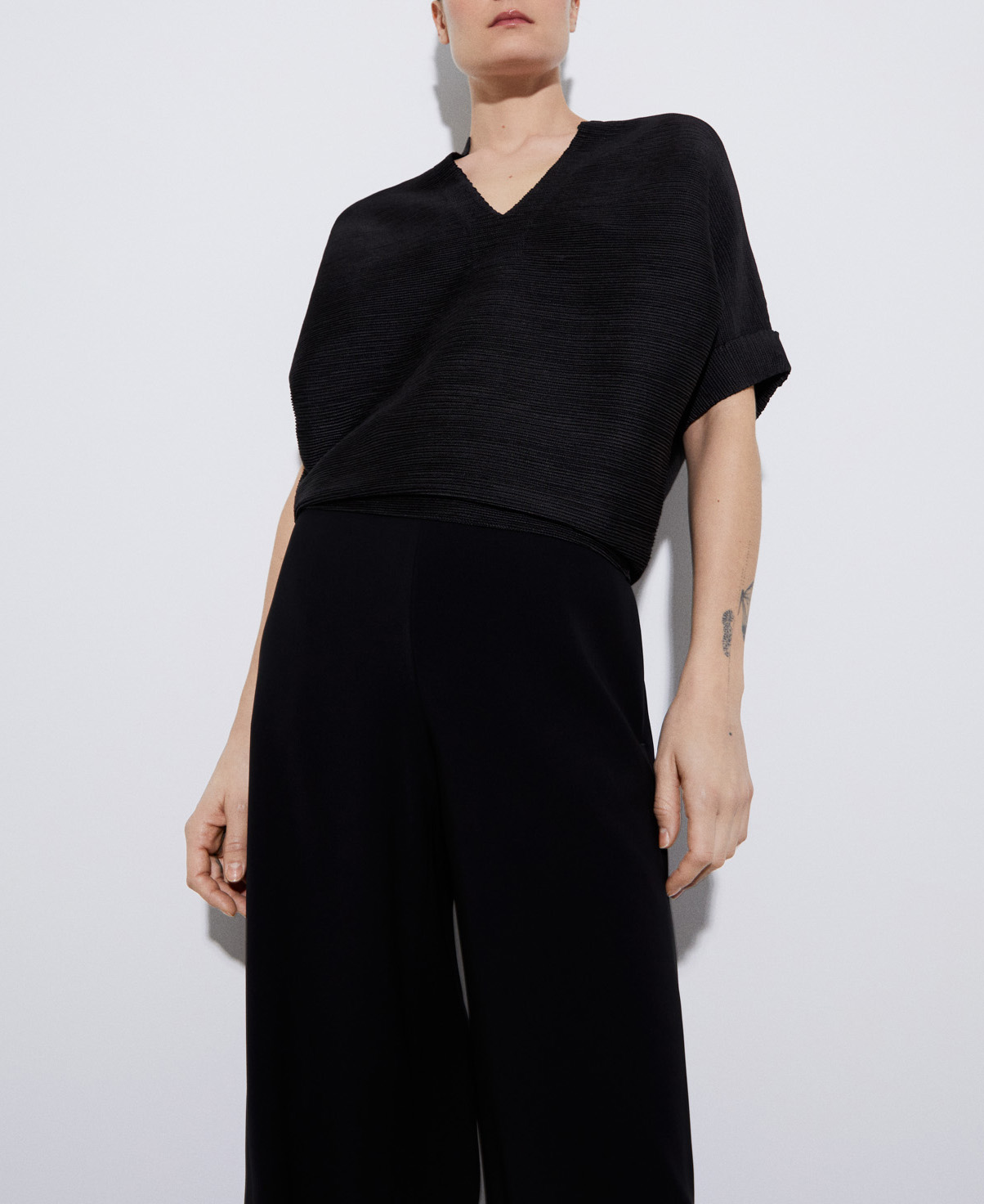 Japanese sleeve crinkle sweatshirt image number 0