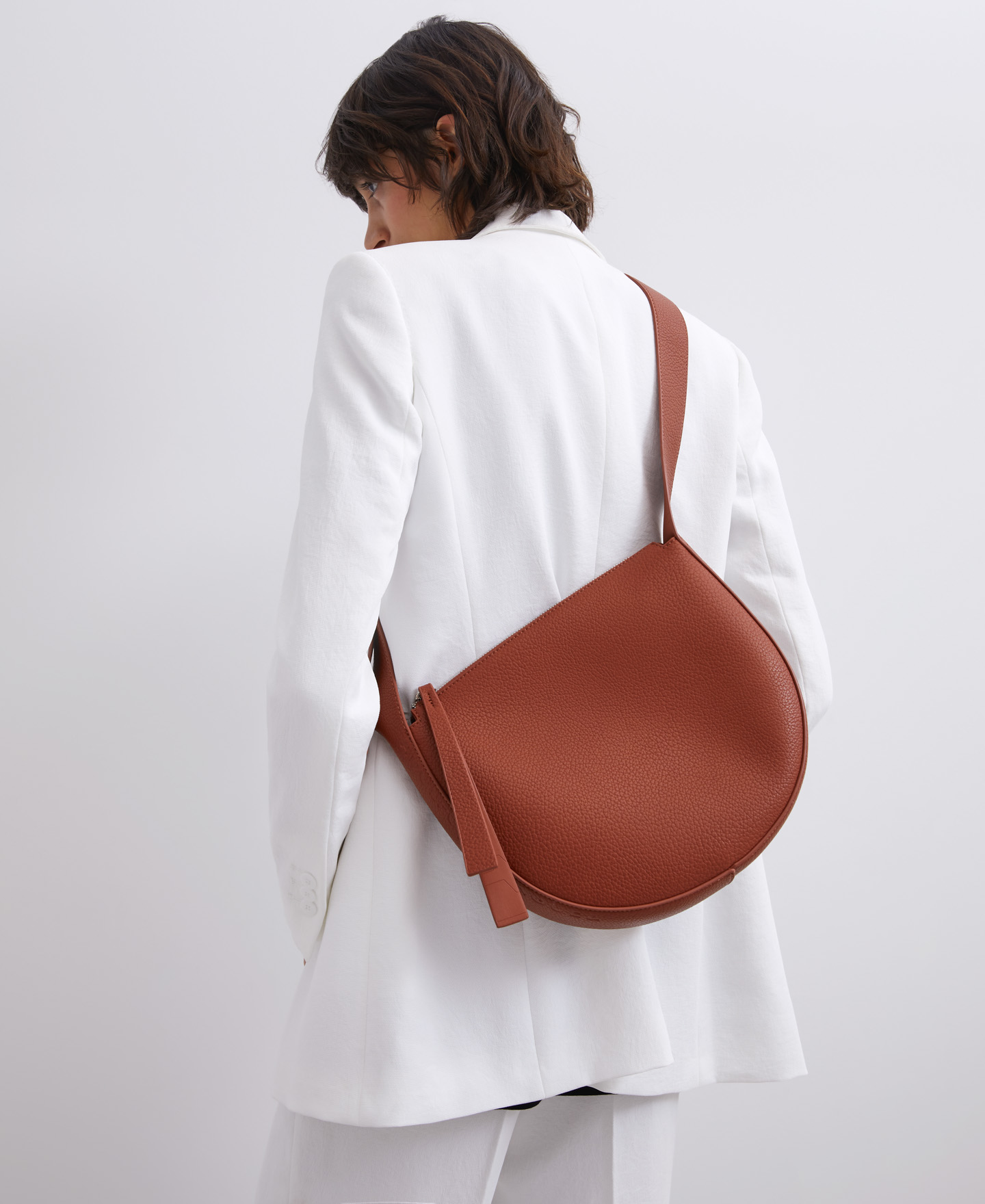 Granulated shoulder strap image number 3