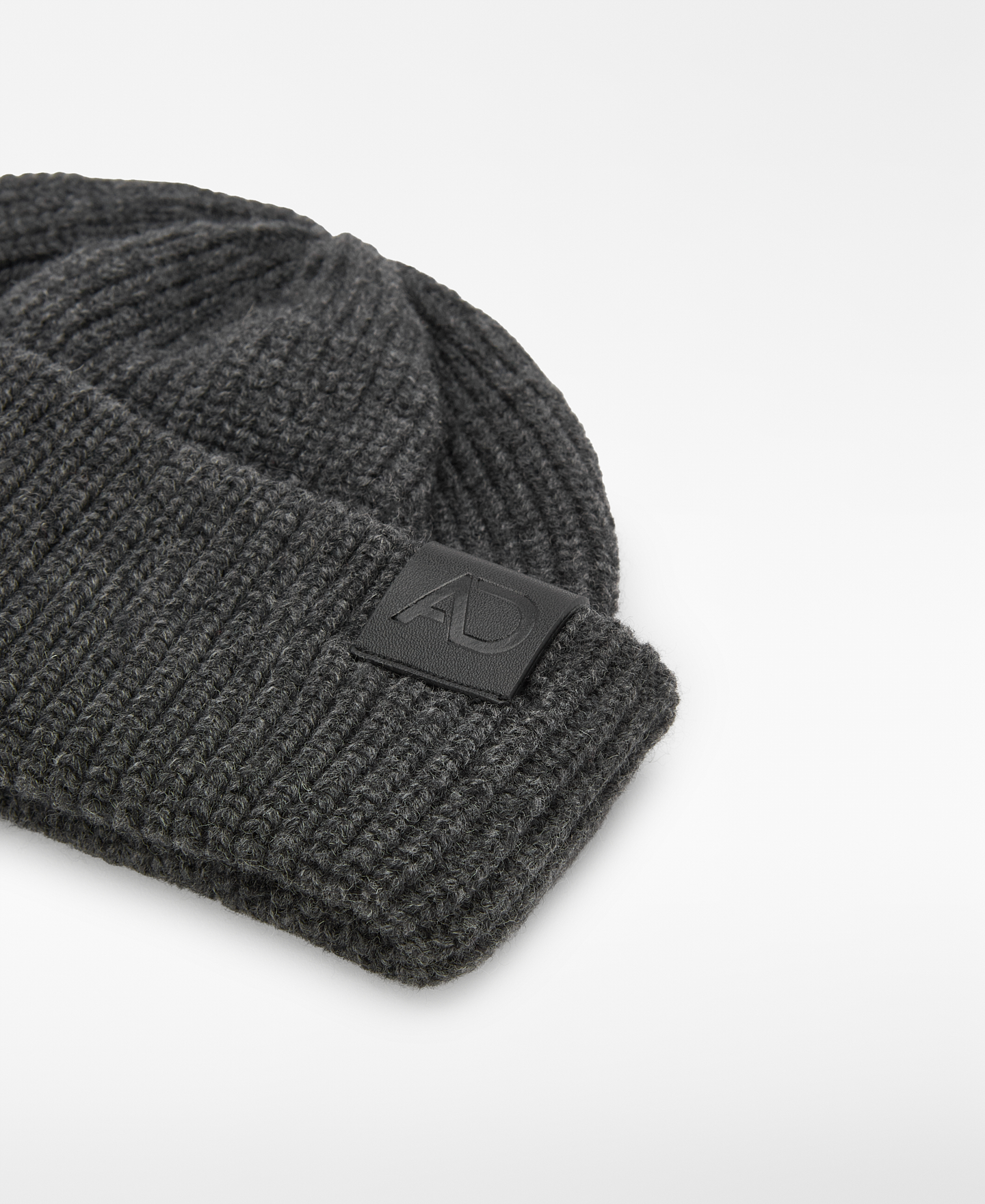 Wool short ribbed beanie image number 1