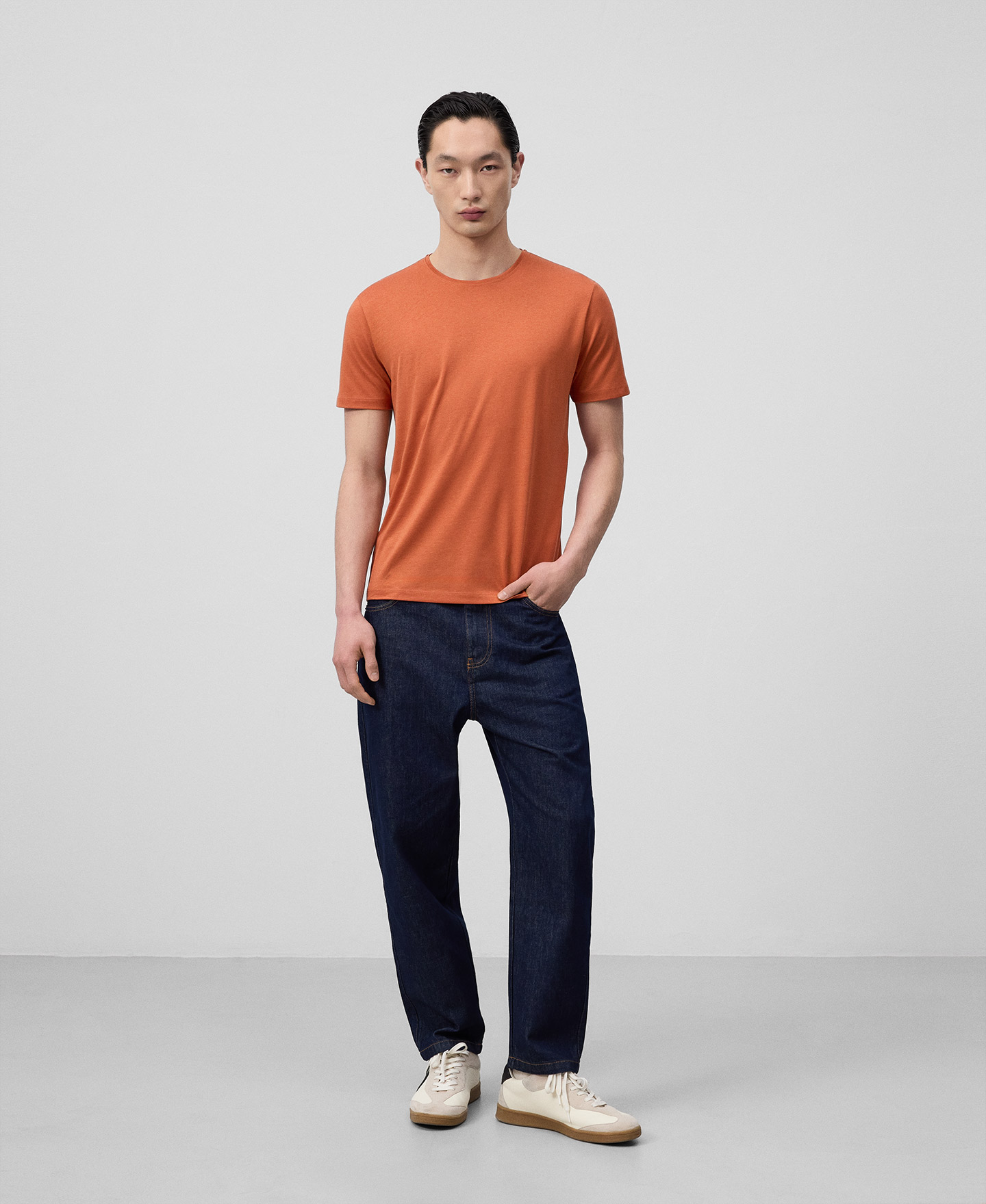 Regular fit short sleeve T-shirt man image number 1