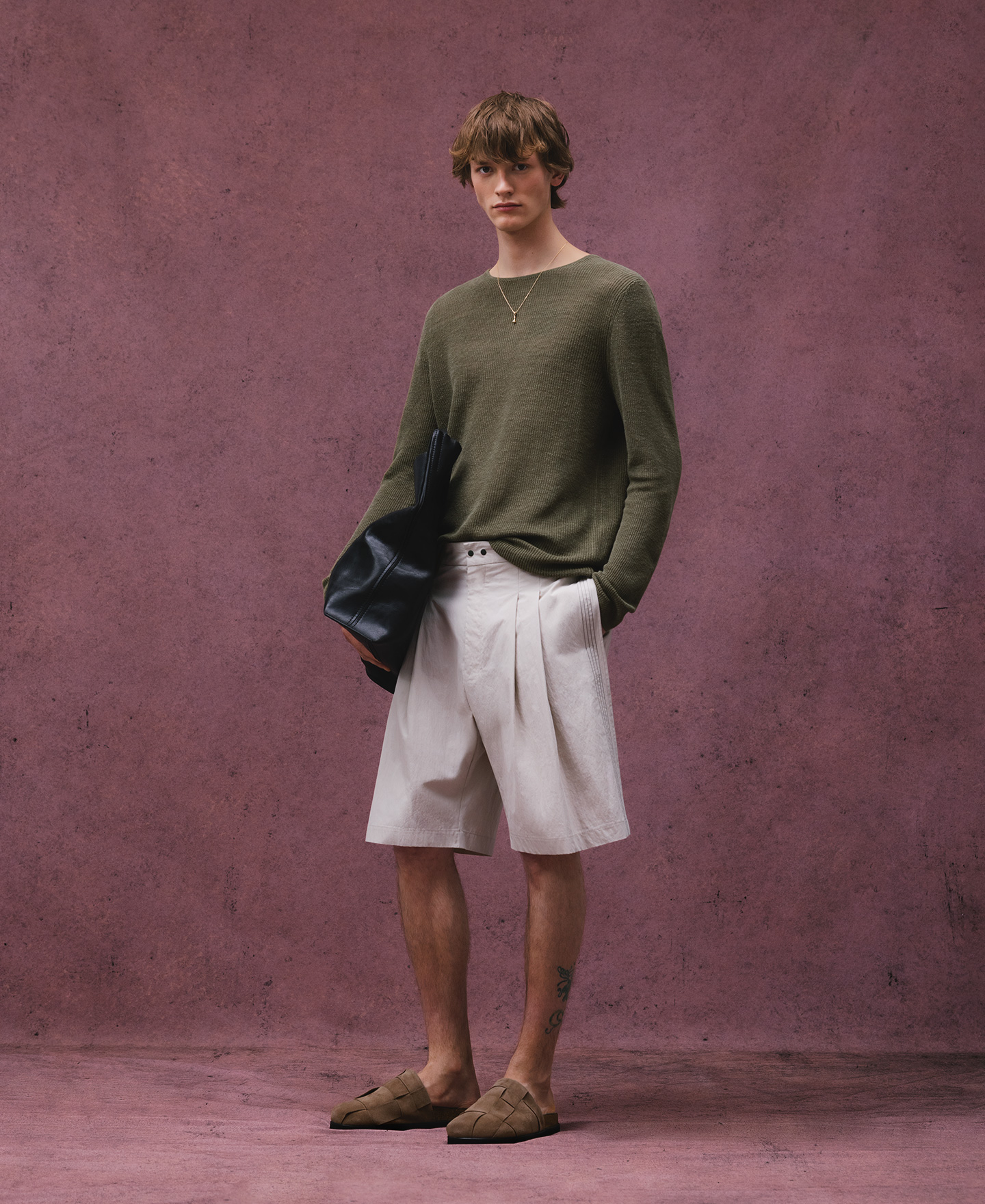 Bermuda oversize doble pinza hombre image number 1