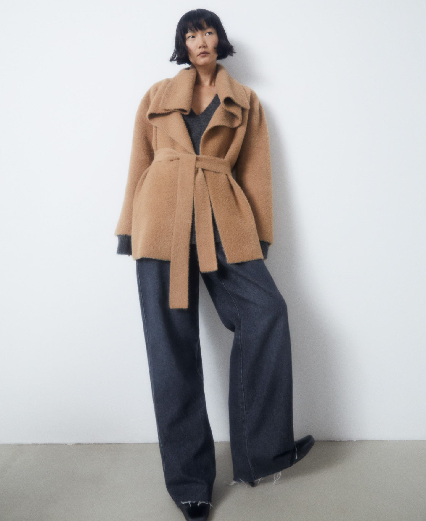 Oversize funnel collar jacket image number 5