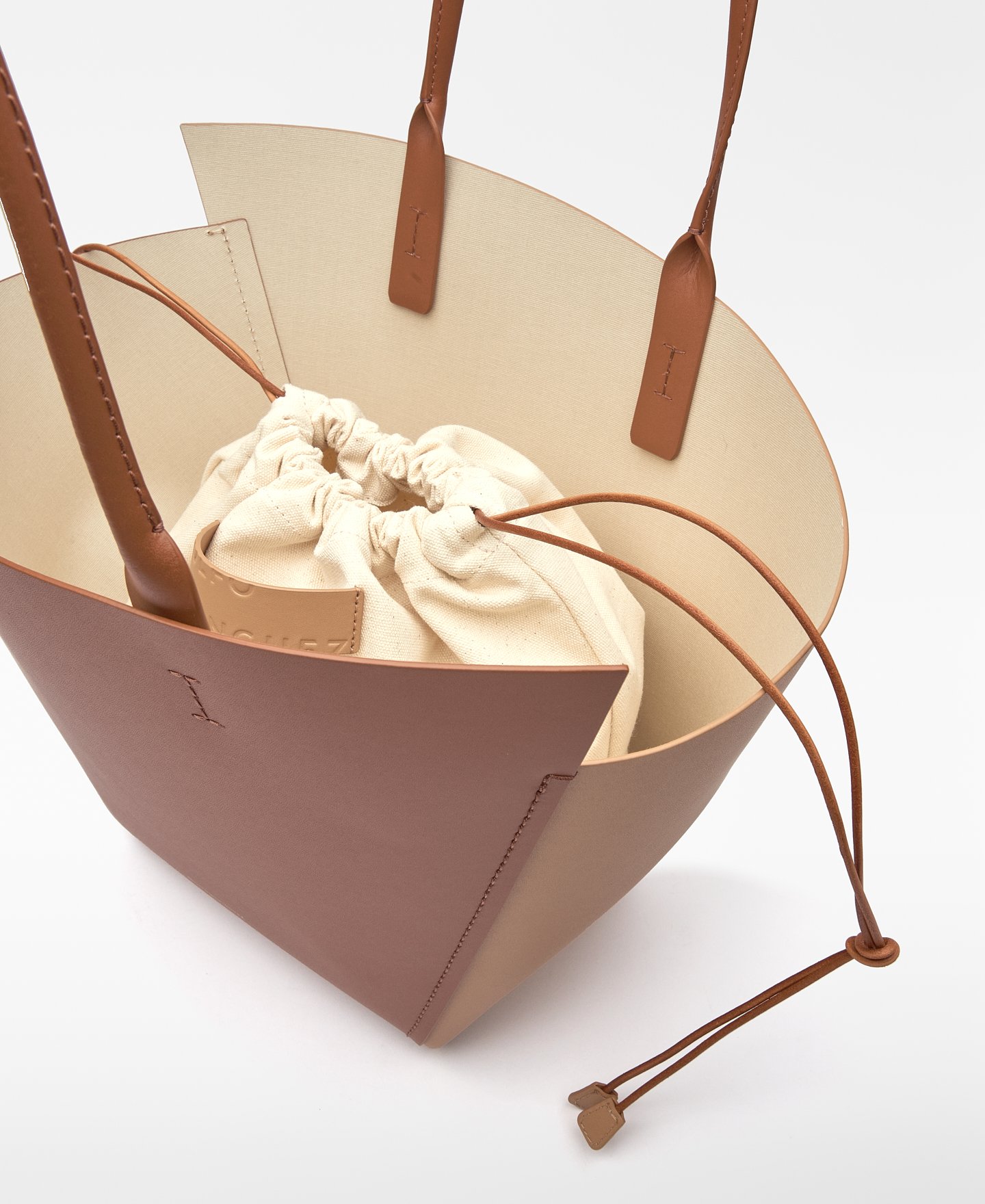 Eclipse maxi basket bag woman image number 2