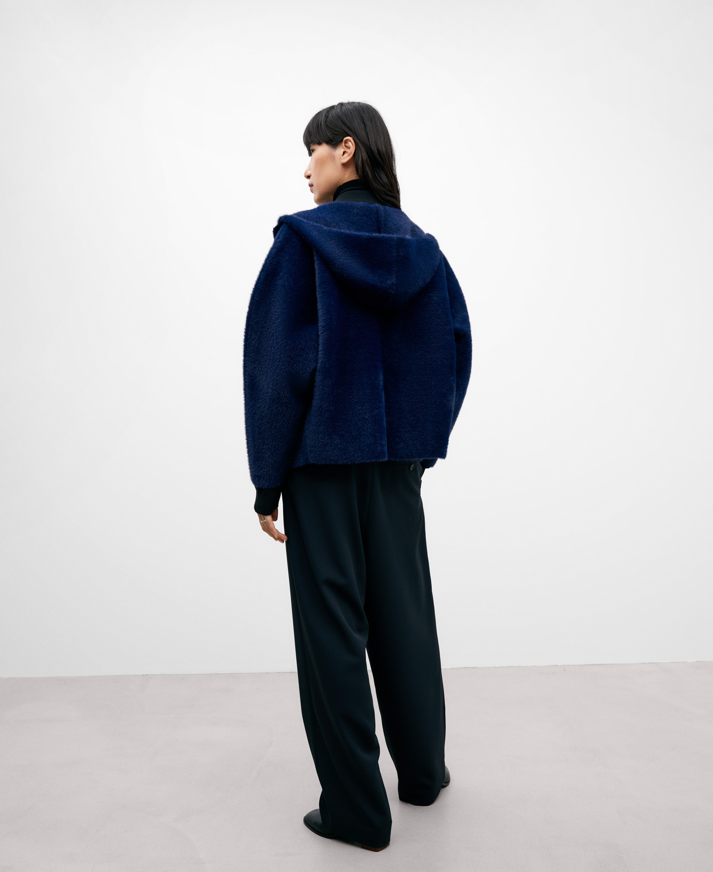 Navy blue fleece hoodie for women image number 2