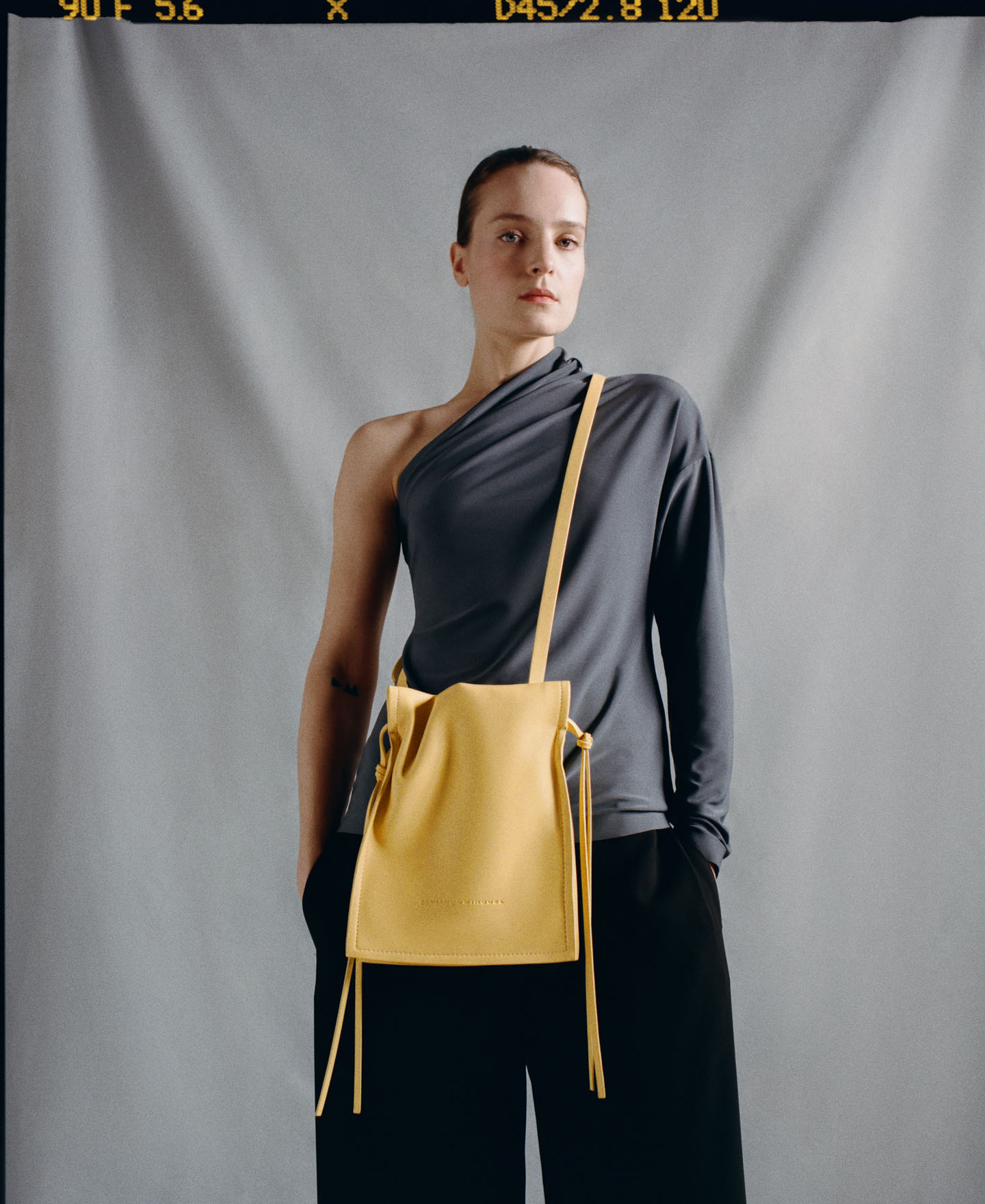 Recycled polyurethane small shoulder bag image number 4