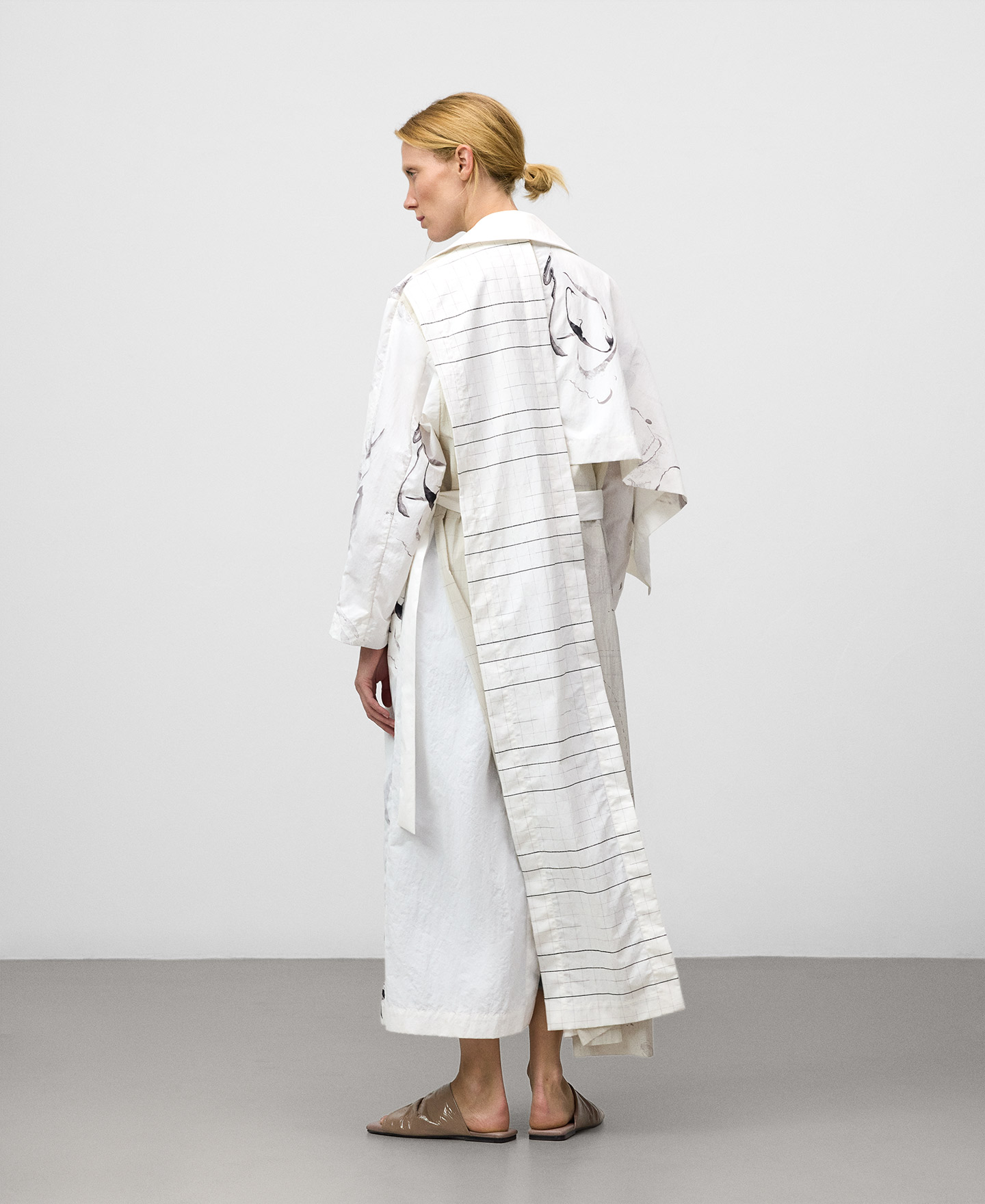 Oversize printed trench coat woman image number 2