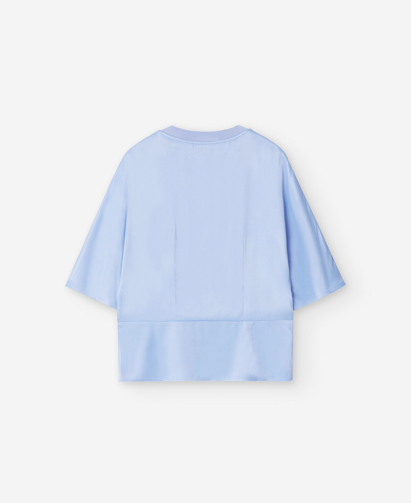 Camiseta manga japonesa para mujer image number 5