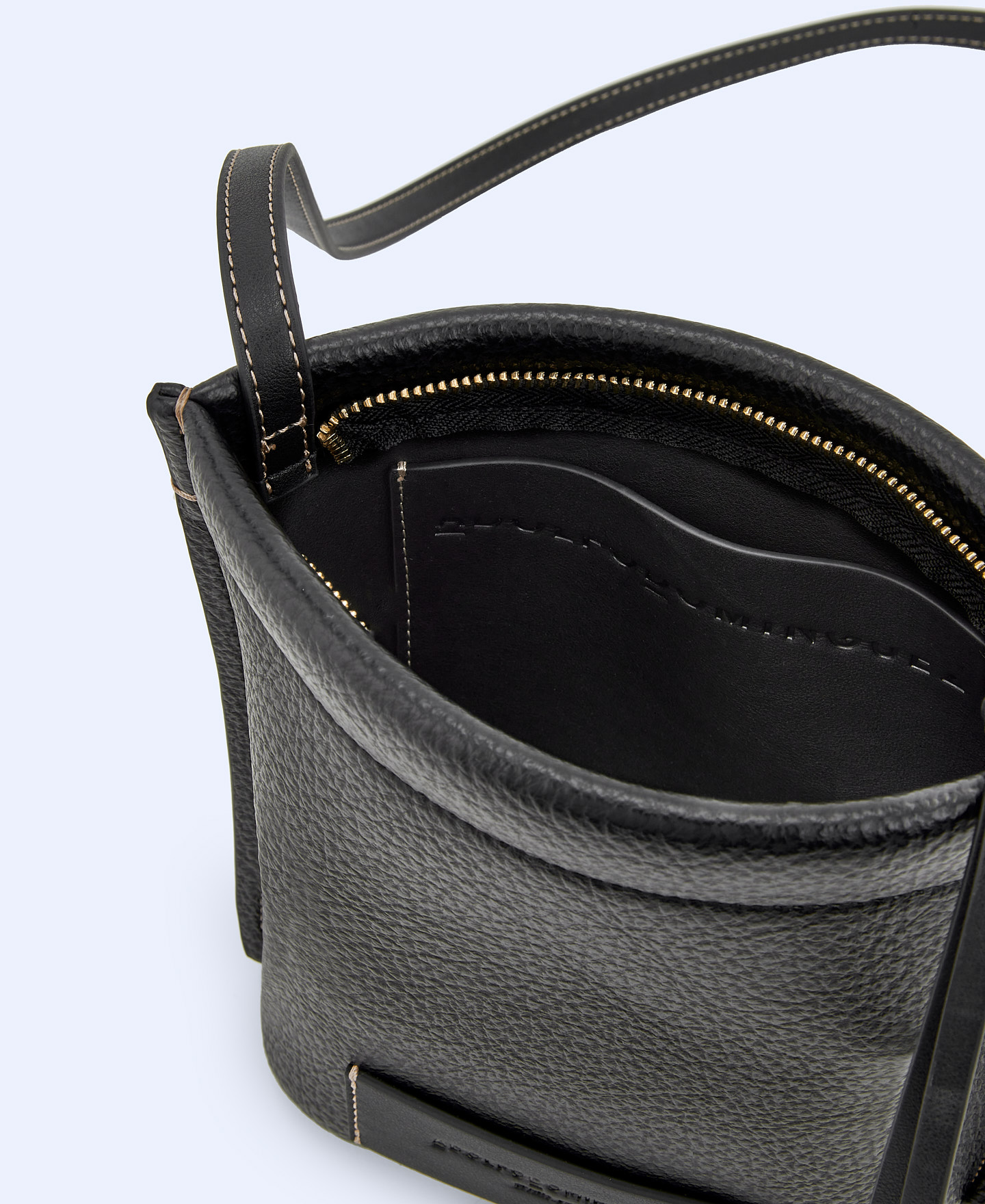Grain textured small shoulder bag image number 3
