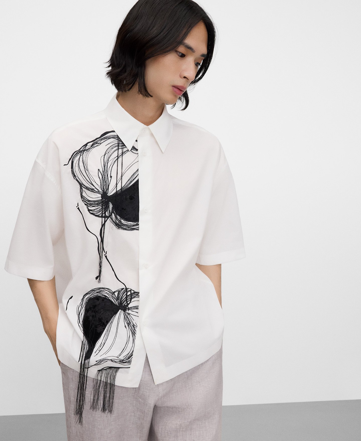 Embroidered relaxed fit shirt with fringe image number 0