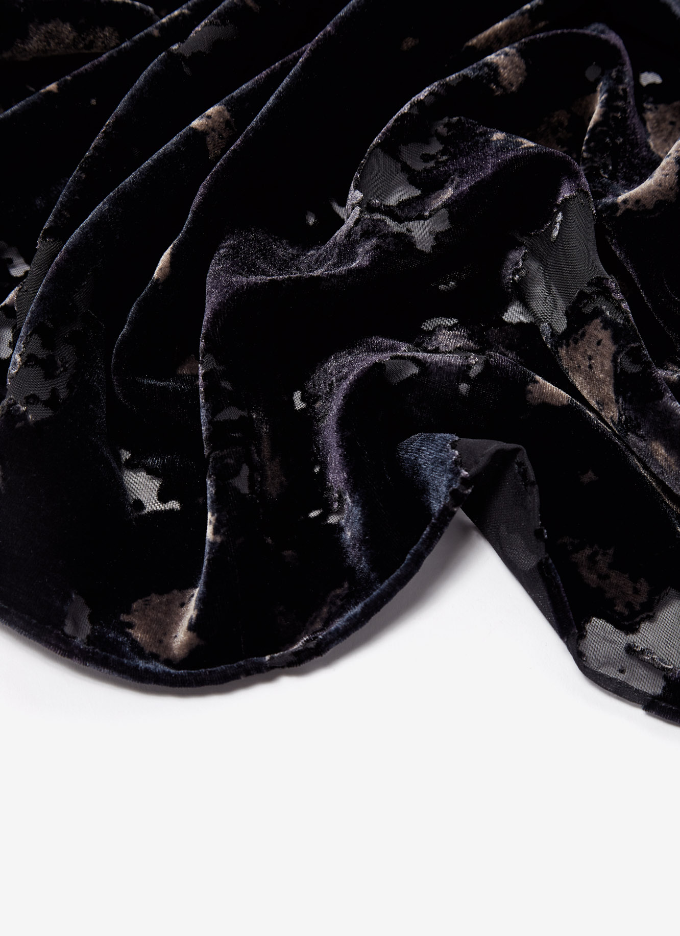 Foulard with geometrical devoré image number 1