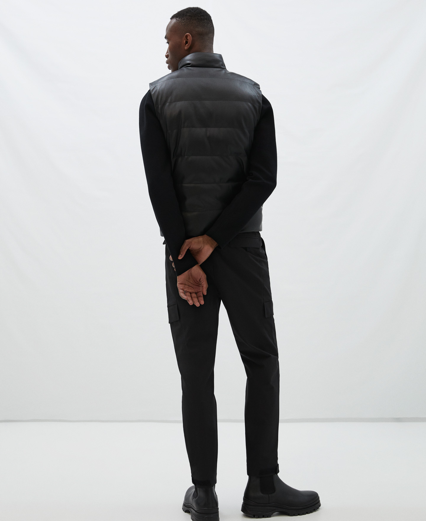 Reversible padded nylon waistcoat image number 2