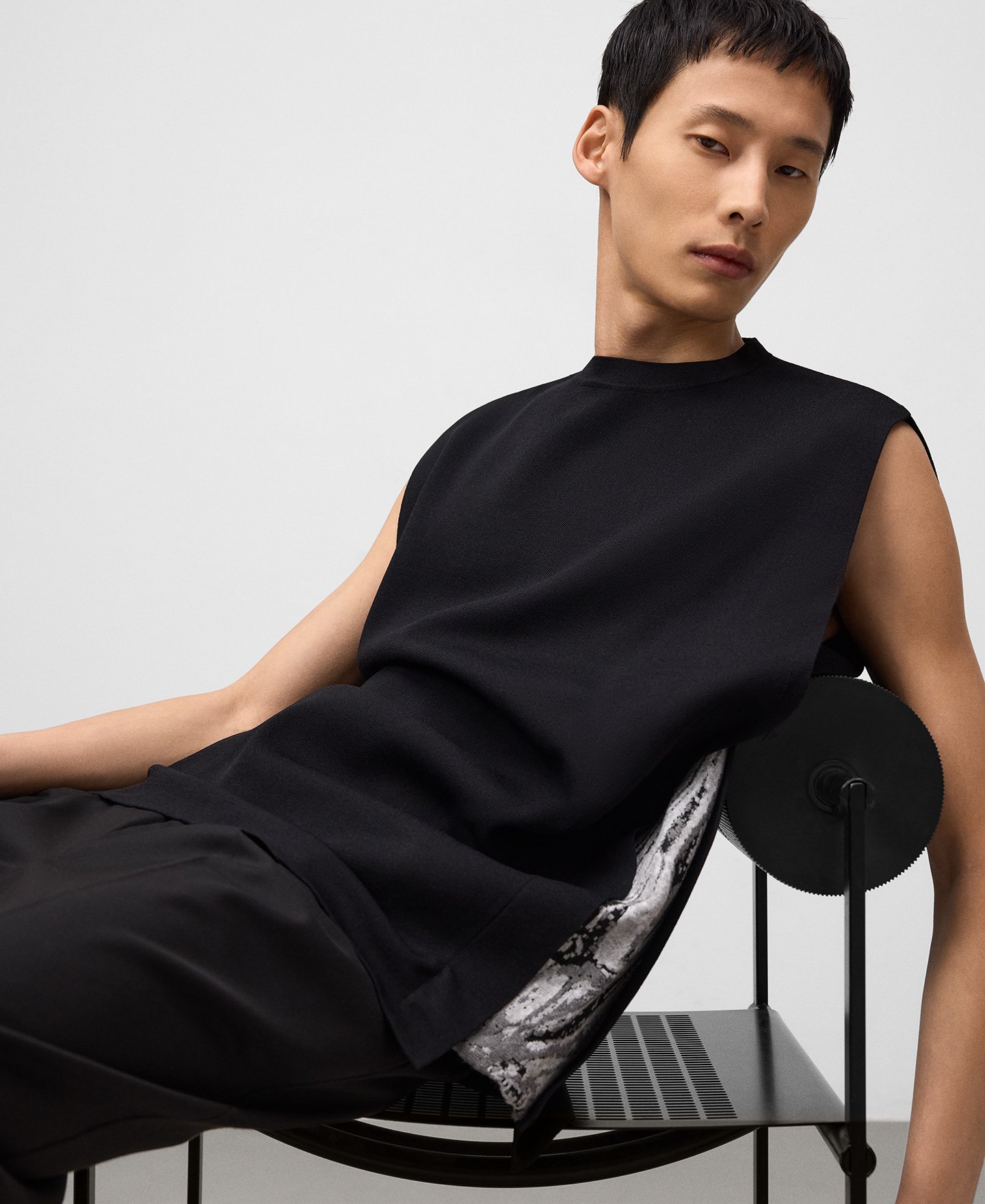Knit vest with side panels man image number 0