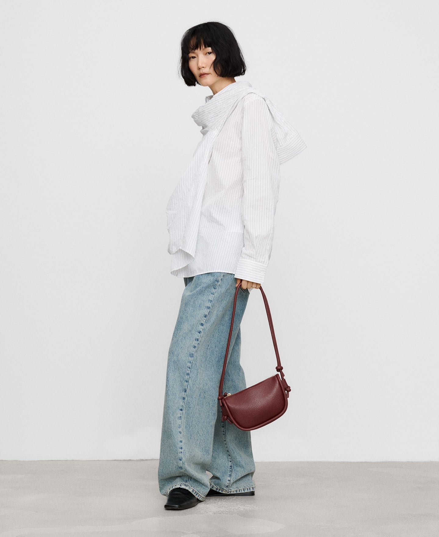 Luna small crossbody image number 4