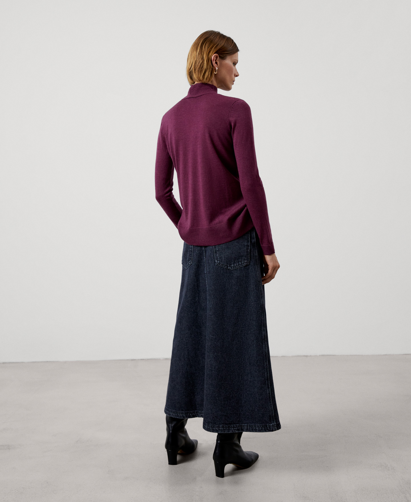 Responsible merino wool sweater image number 2