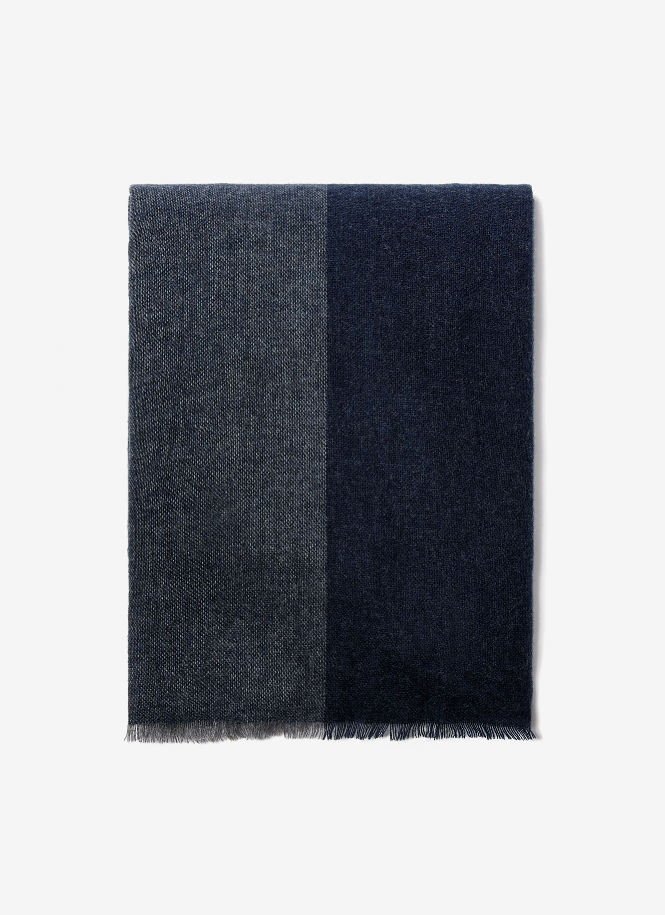 Bicolour foulard with merino wool image number 0