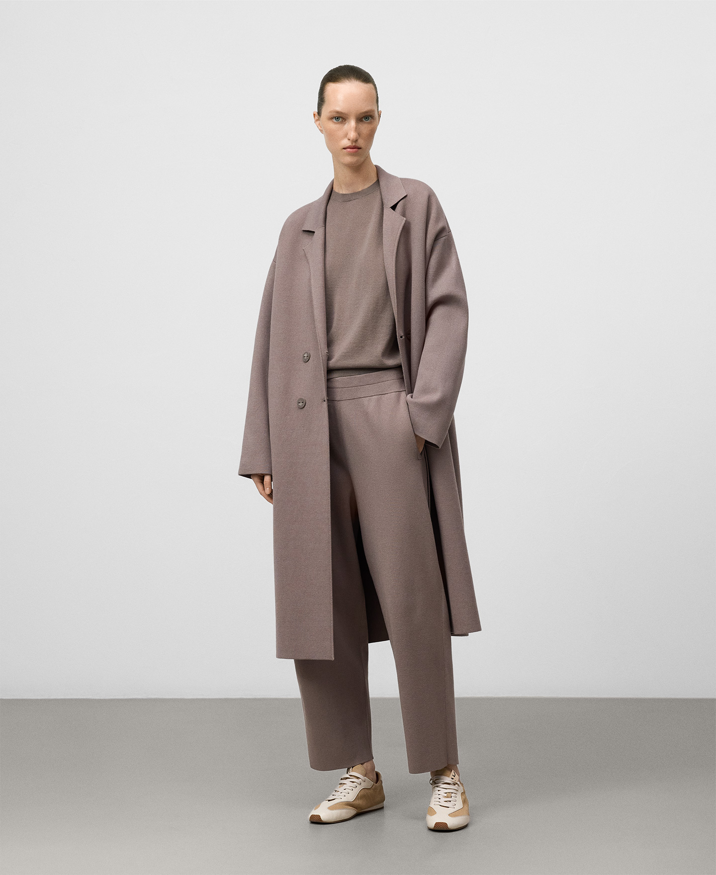 Knit jogger trousers woman image number 1