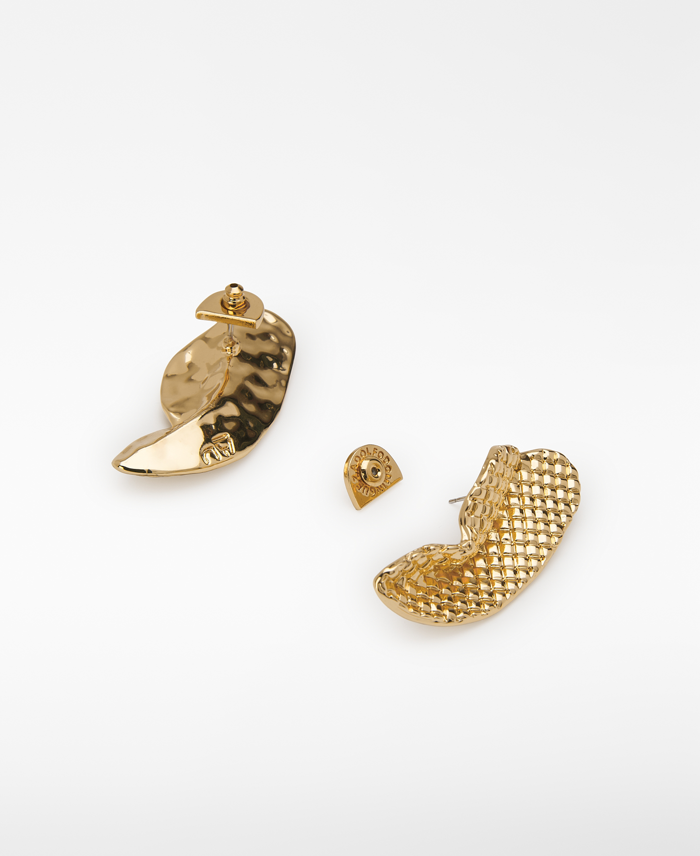 Textured metal earrings image number 1