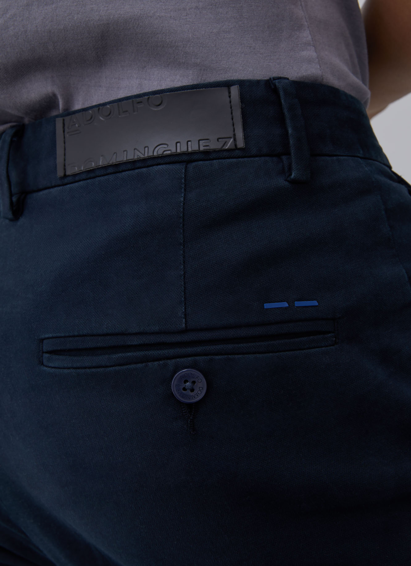Elastic cotton chino trousers image number 3