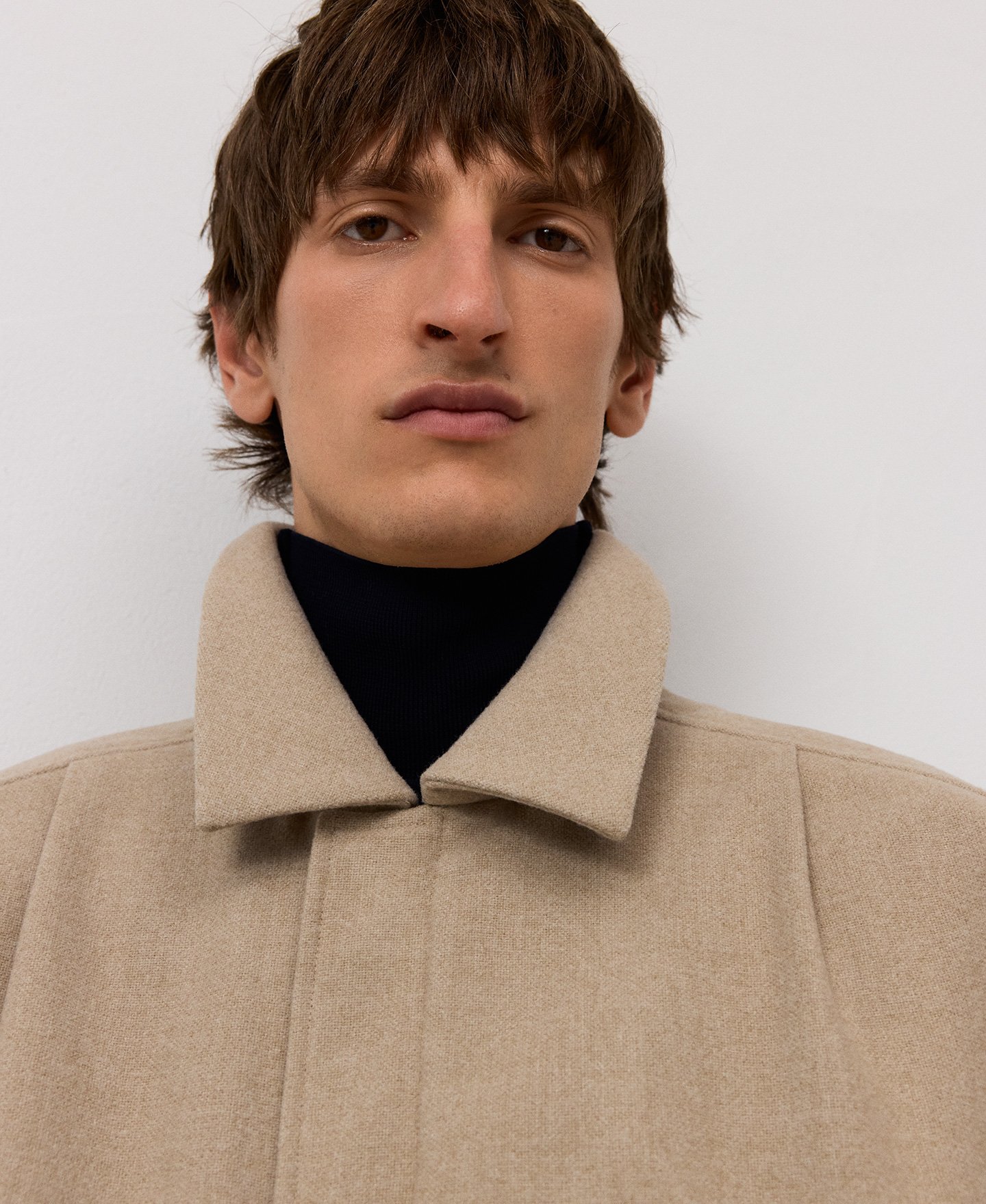 Mixed-fabric bomber man image number 3