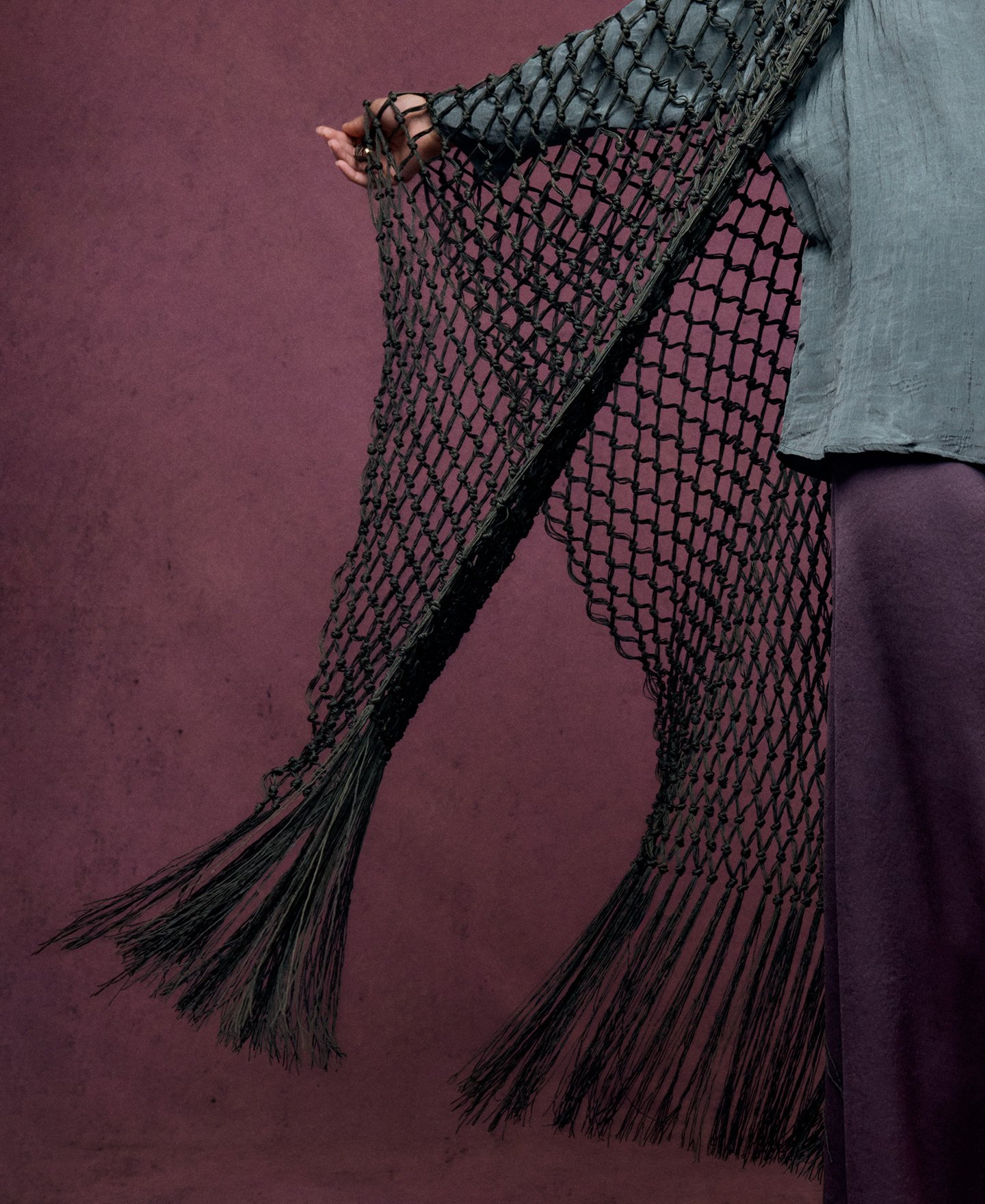 Étole en macramé à franges femme image number 3