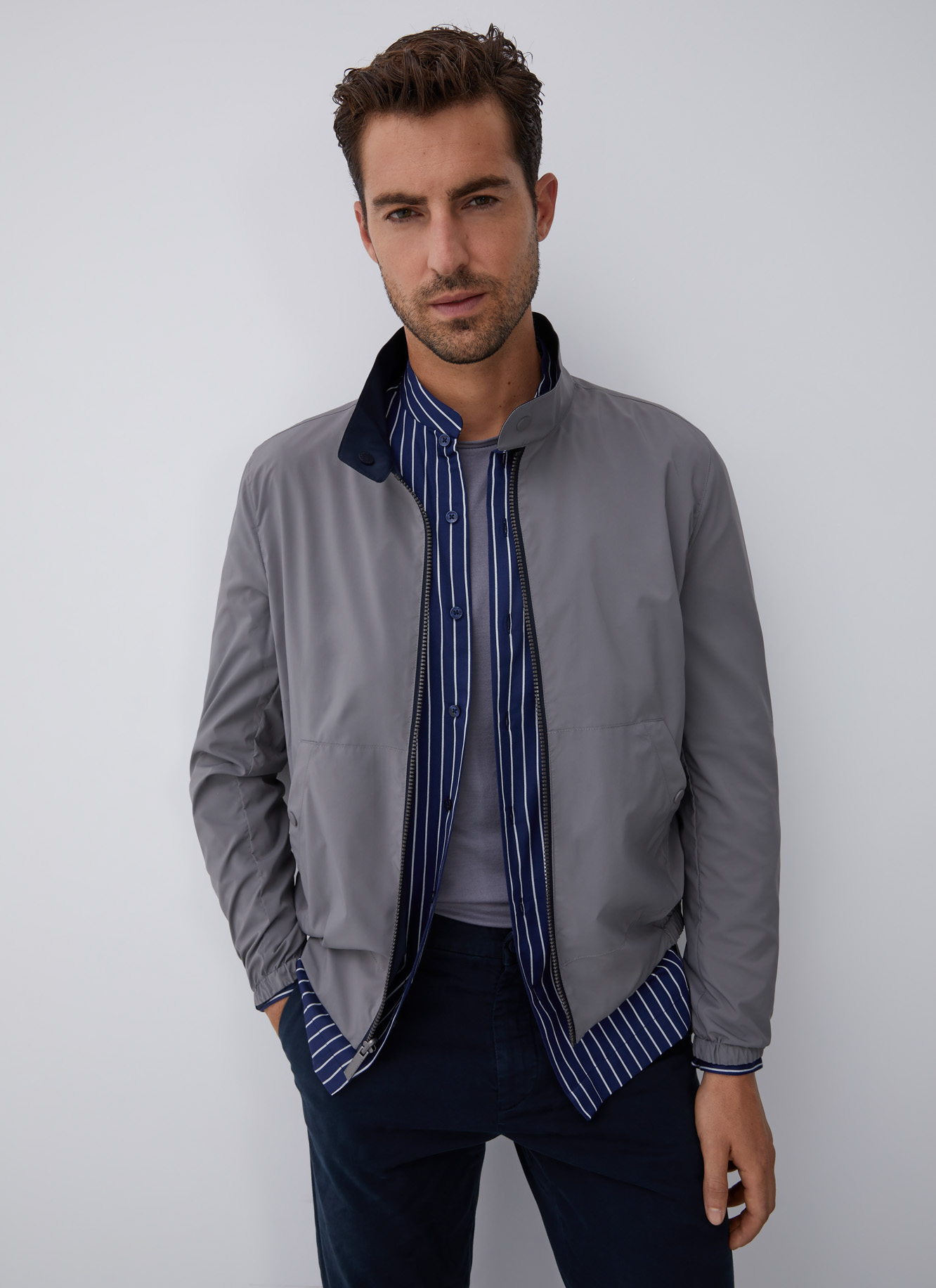 Reversible nylon jacket image number 5