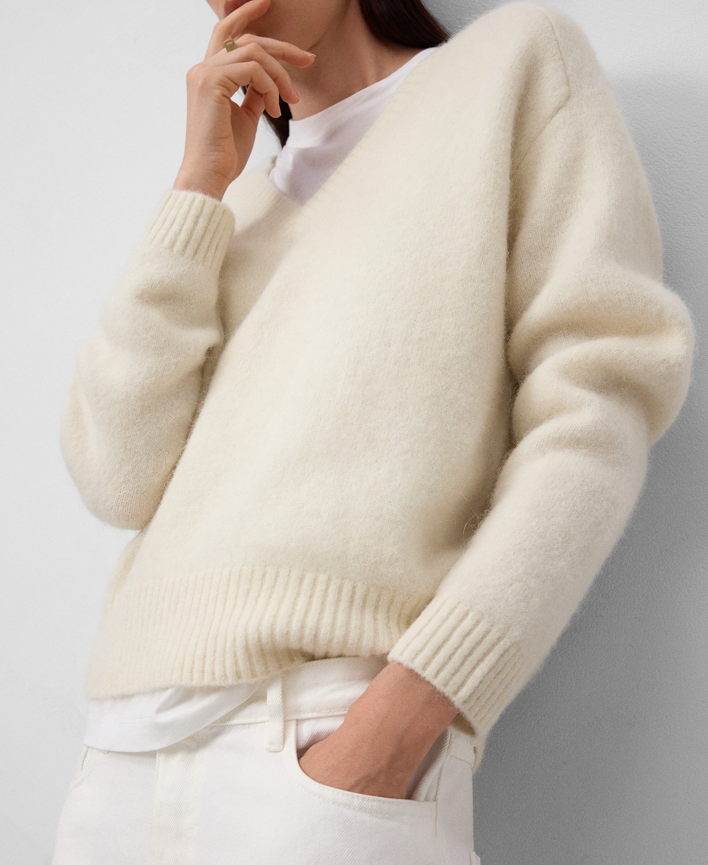 Jersey punto cuello pico mujer image number 3