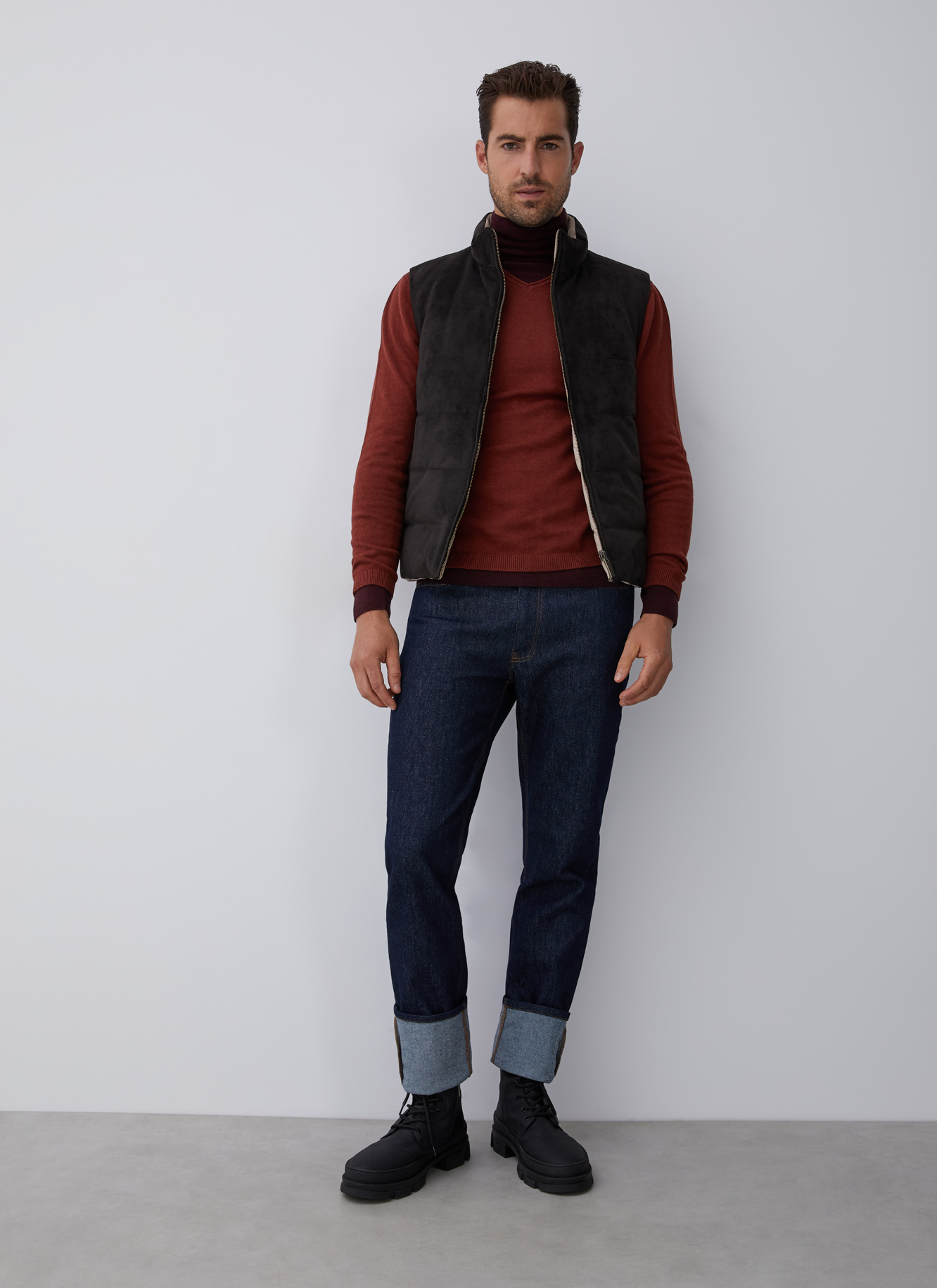Merino wool sweater with high collar image number 5