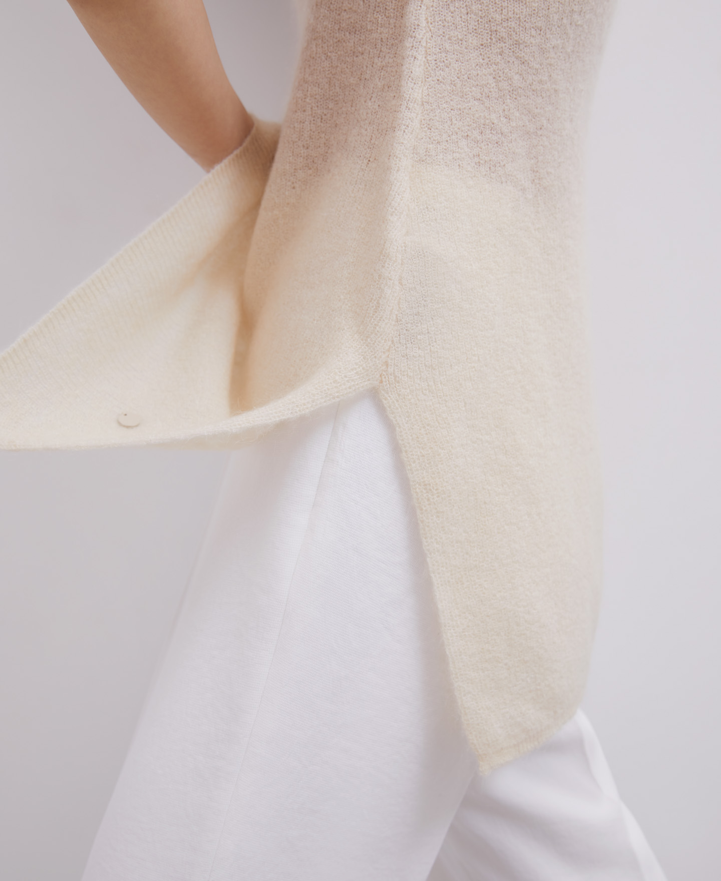 Top en mohair y lana merino image number 2