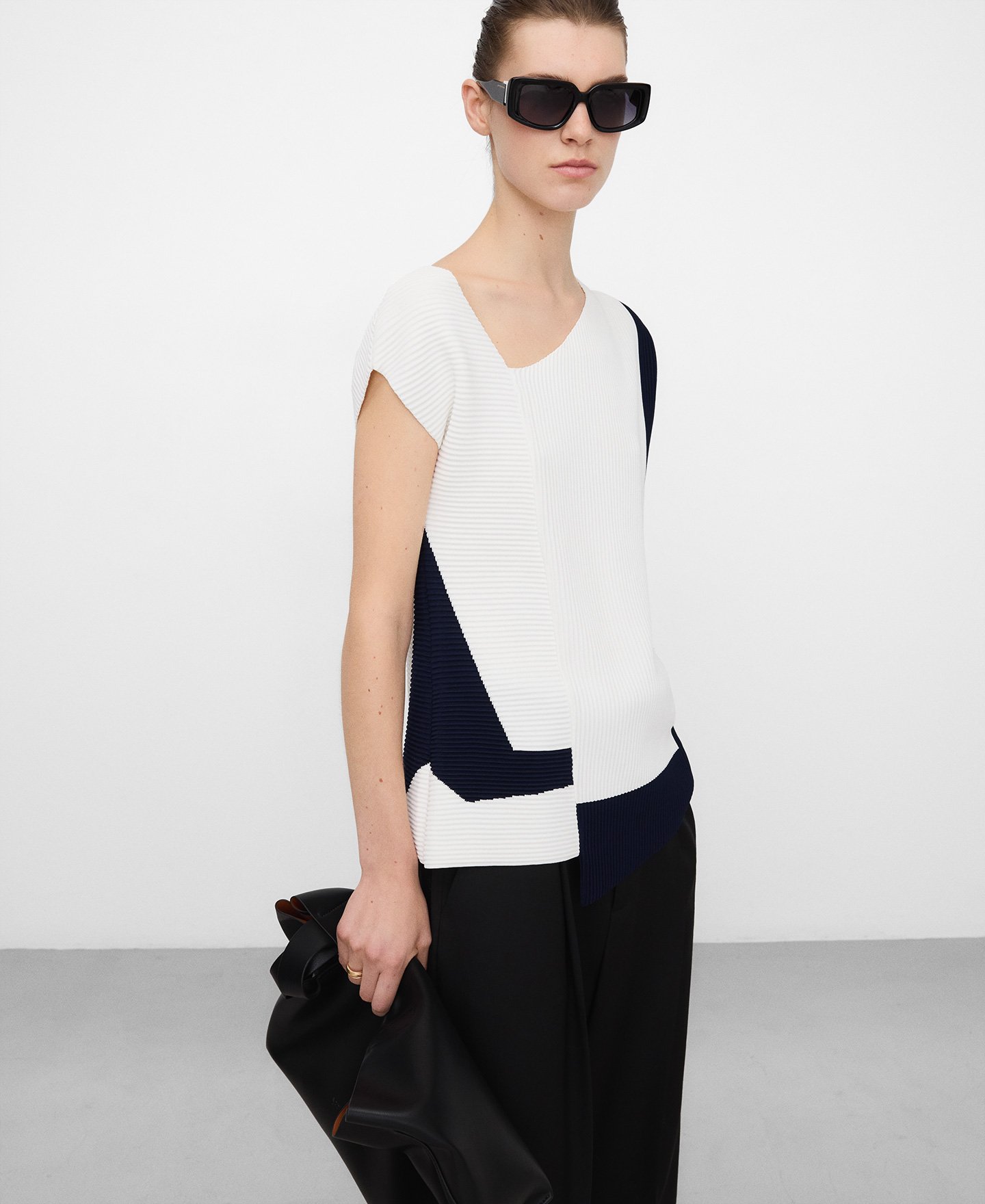 Top assim&eacute;trico em malha estruturada image number 0