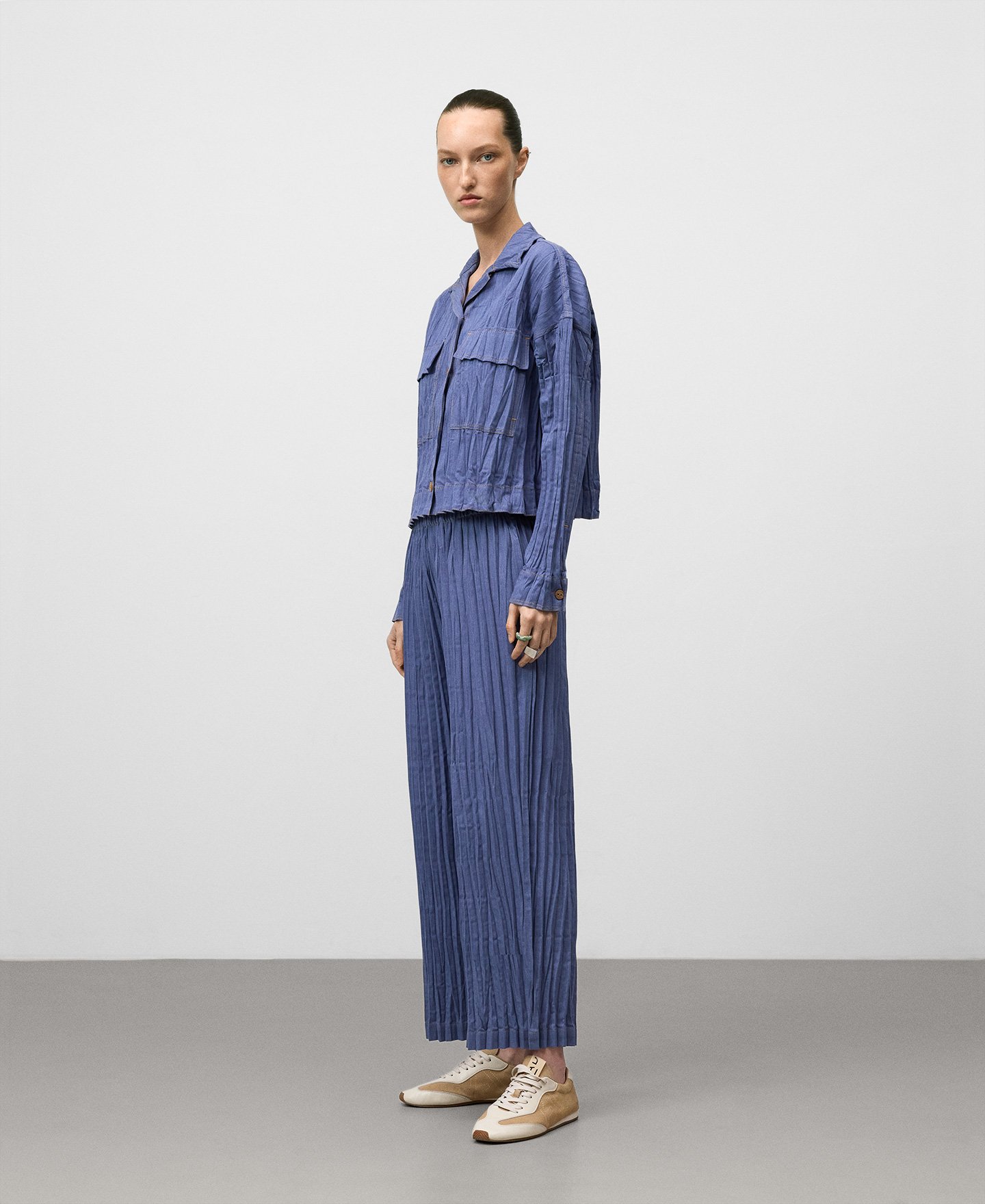 Crinkle shirt woman image number 1