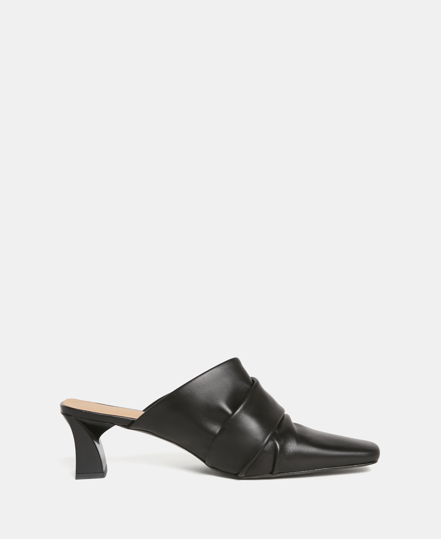 High heeled shoe image number 0