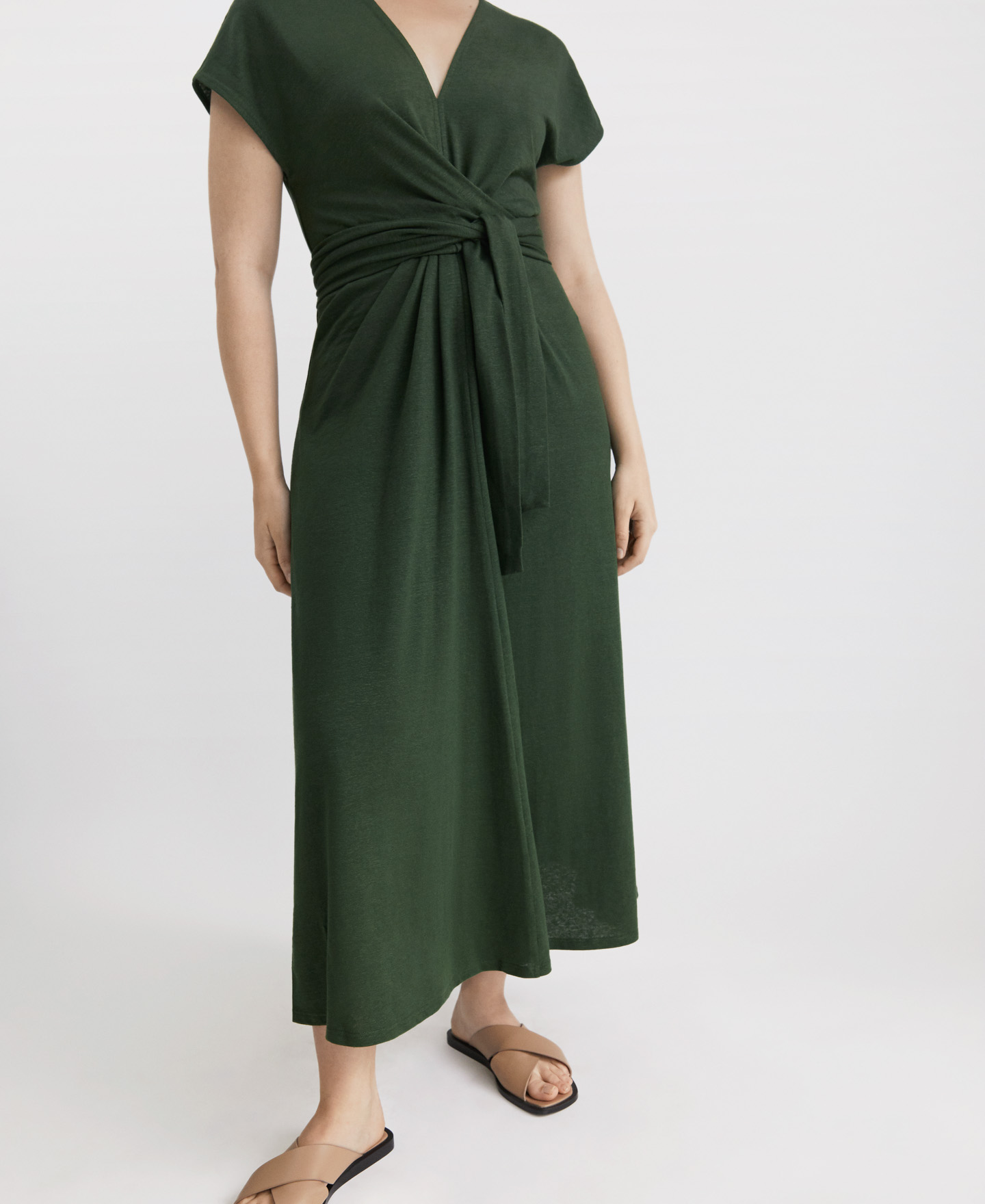 Midi dress in linen image number 1