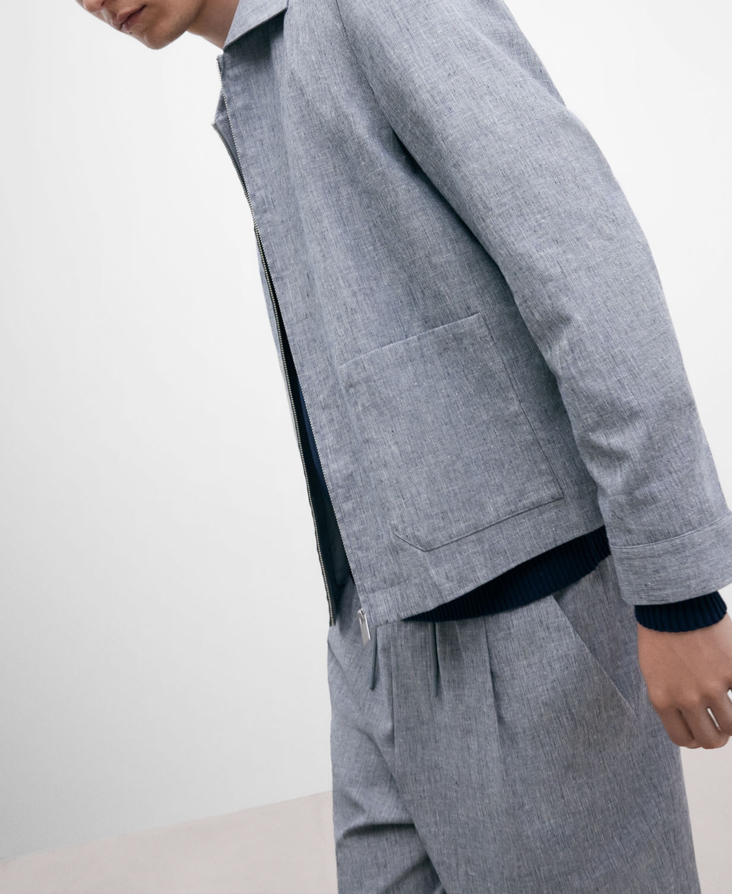 Chaqueta azul melange con cremallera image number 5