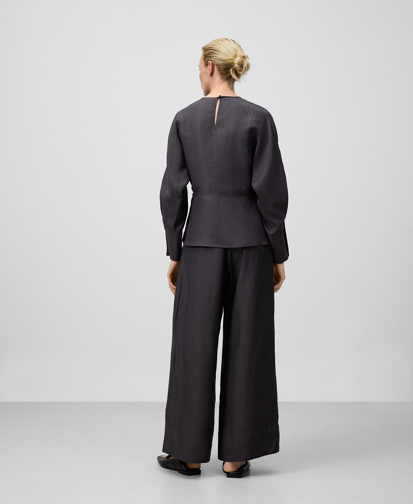 Blusa peplum lino y viscosa mujer image number 2