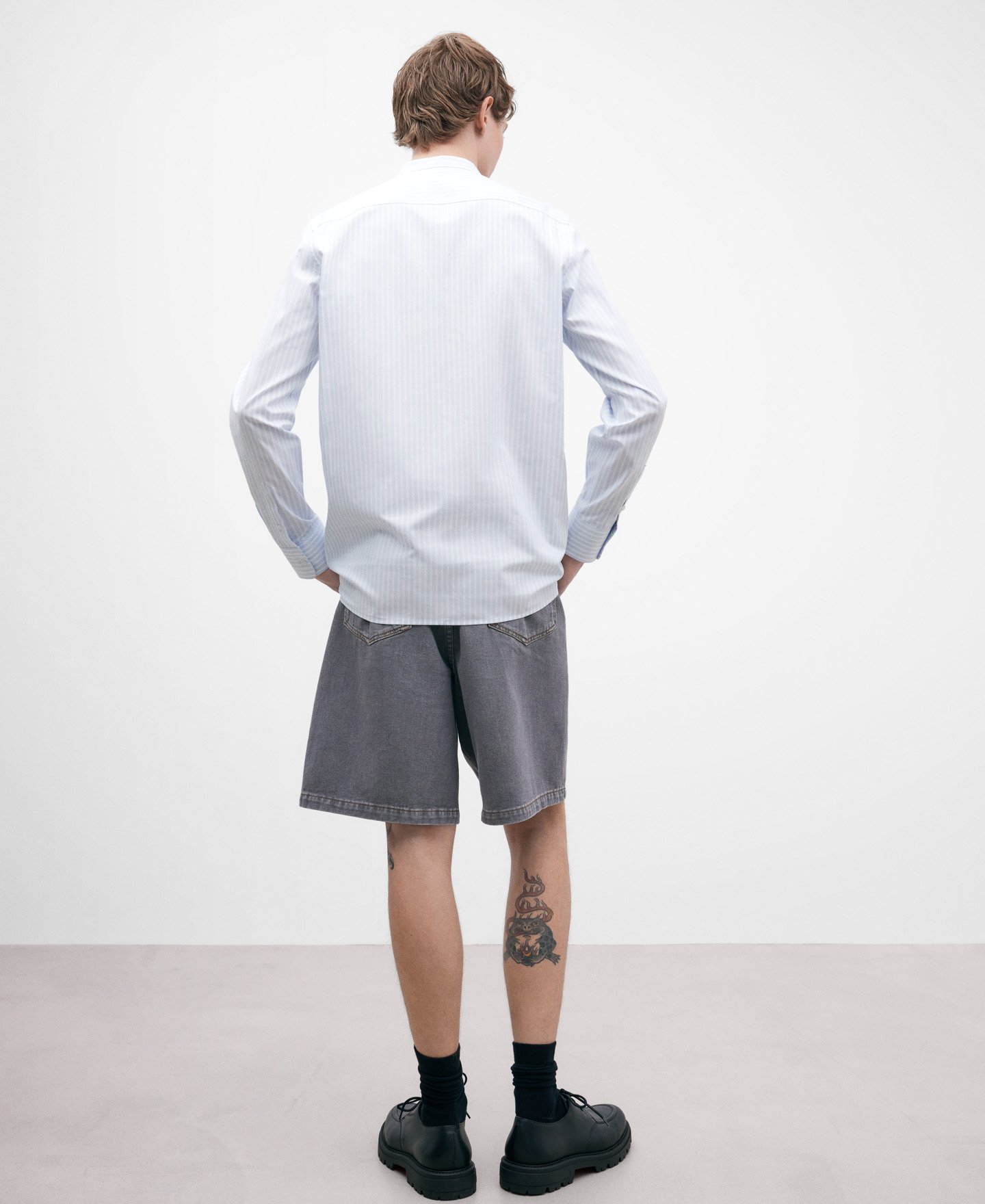 Camisa panadera cuello Mao image number 2